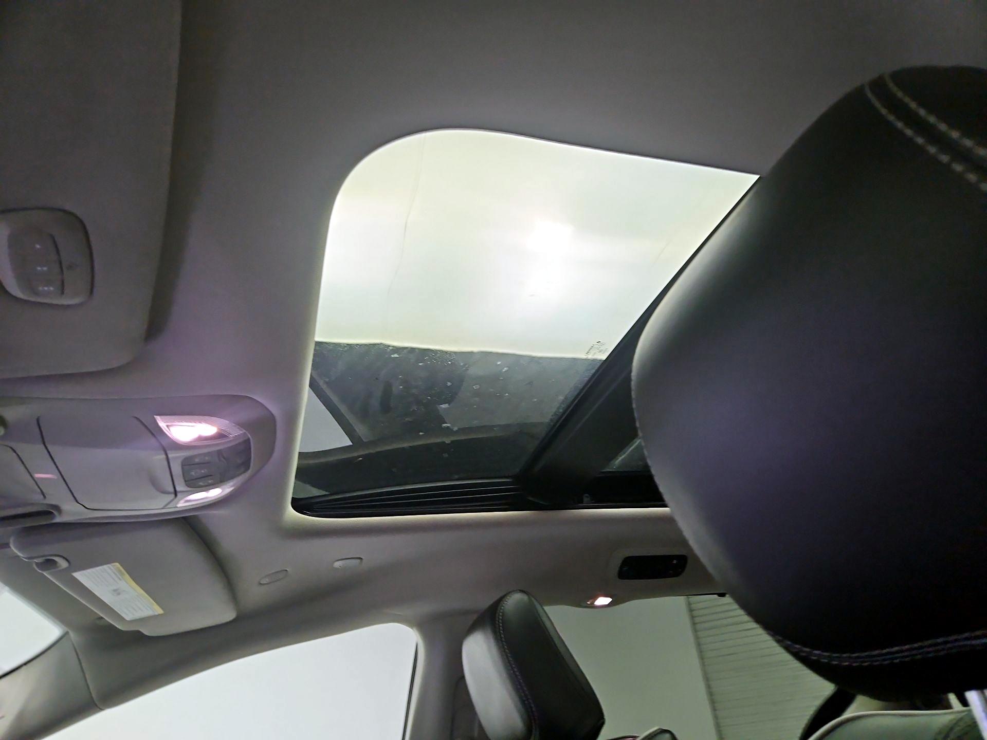 Thumbnail: 2023 Chrysler Pacifica - 20
