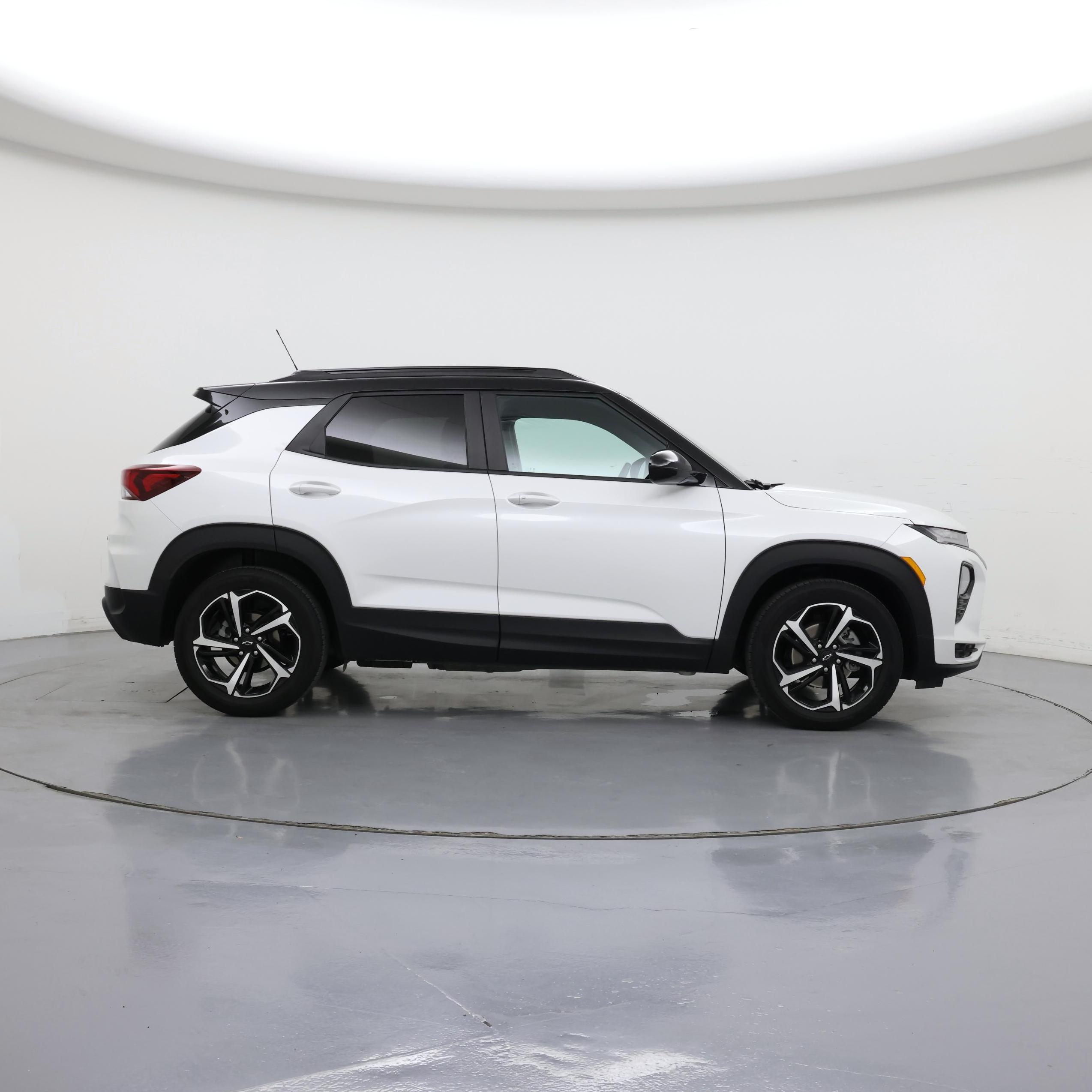 Thumbnail: 2023 Chevrolet TrailBlazer - 7