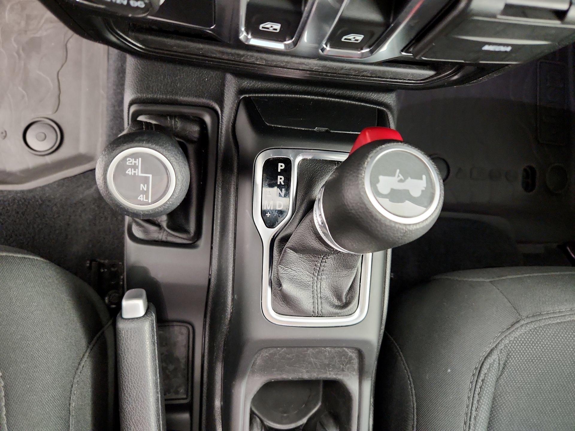 Thumbnail: 2022 Jeep Wrangler - 17