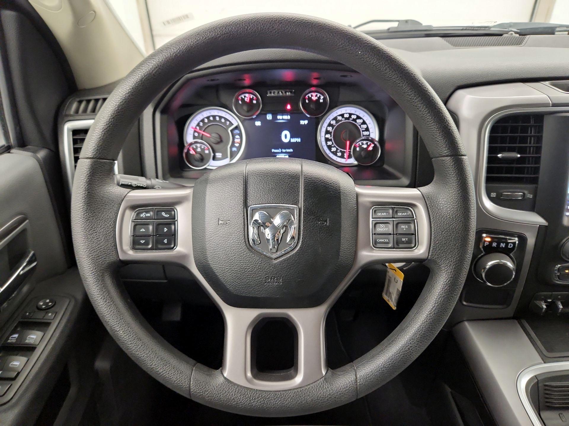 Thumbnail: 2023 RAM 1500 Classic - 10