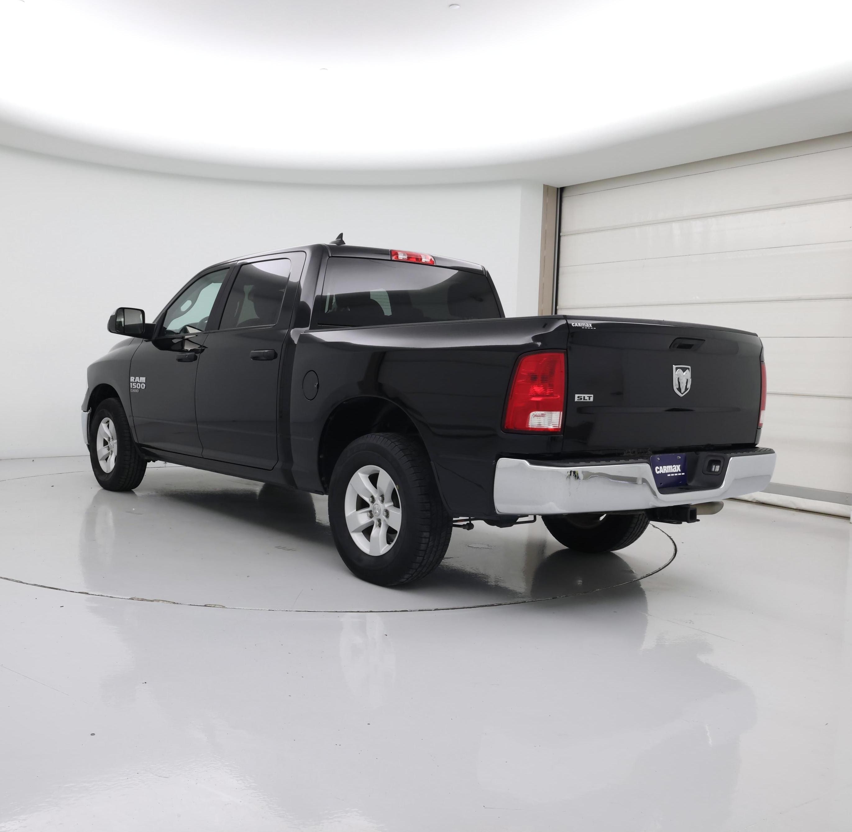 Thumbnail: 2023 RAM 1500 Classic - 2