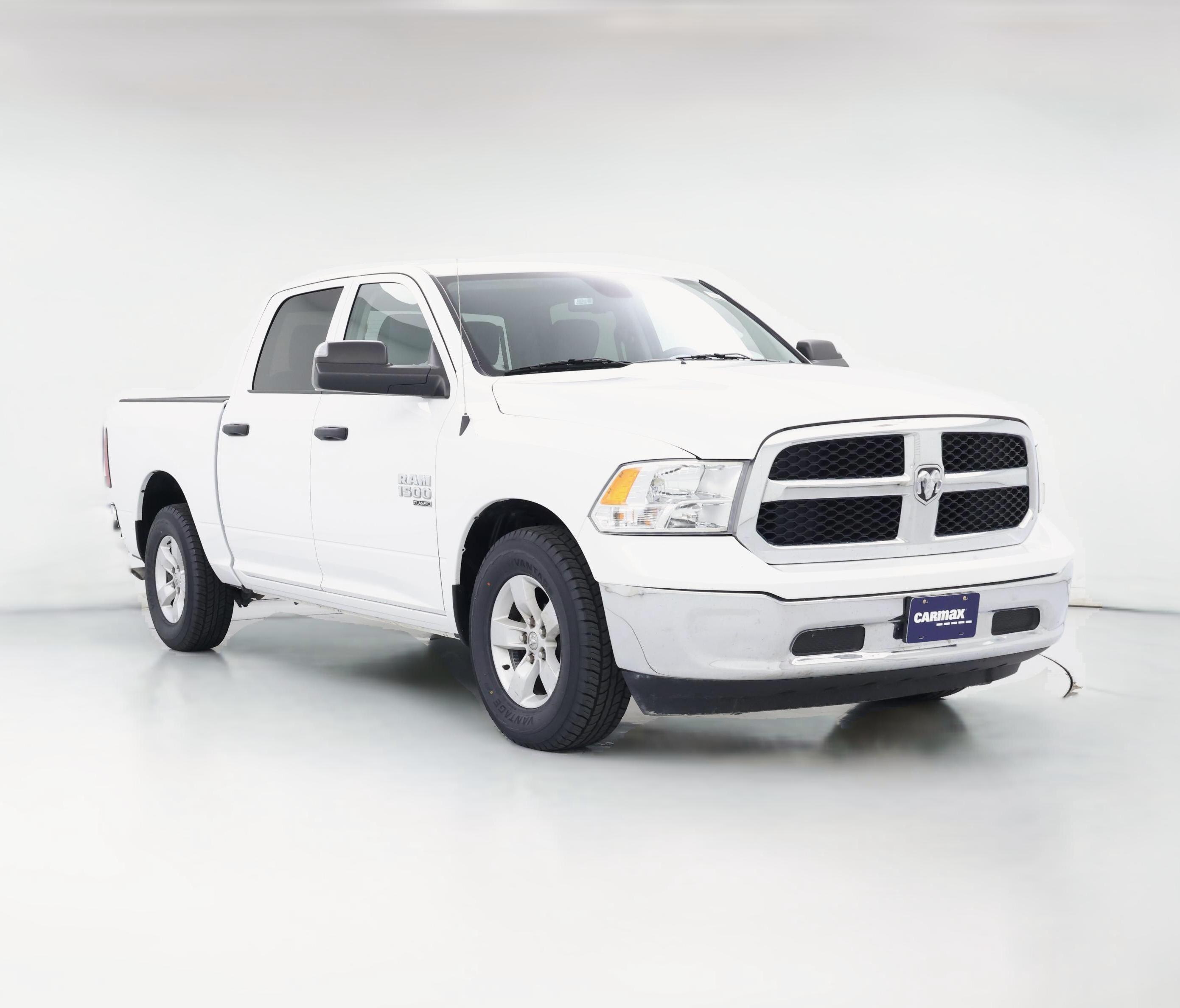 Thumbnail: 2023 RAM 1500 Classic - 1