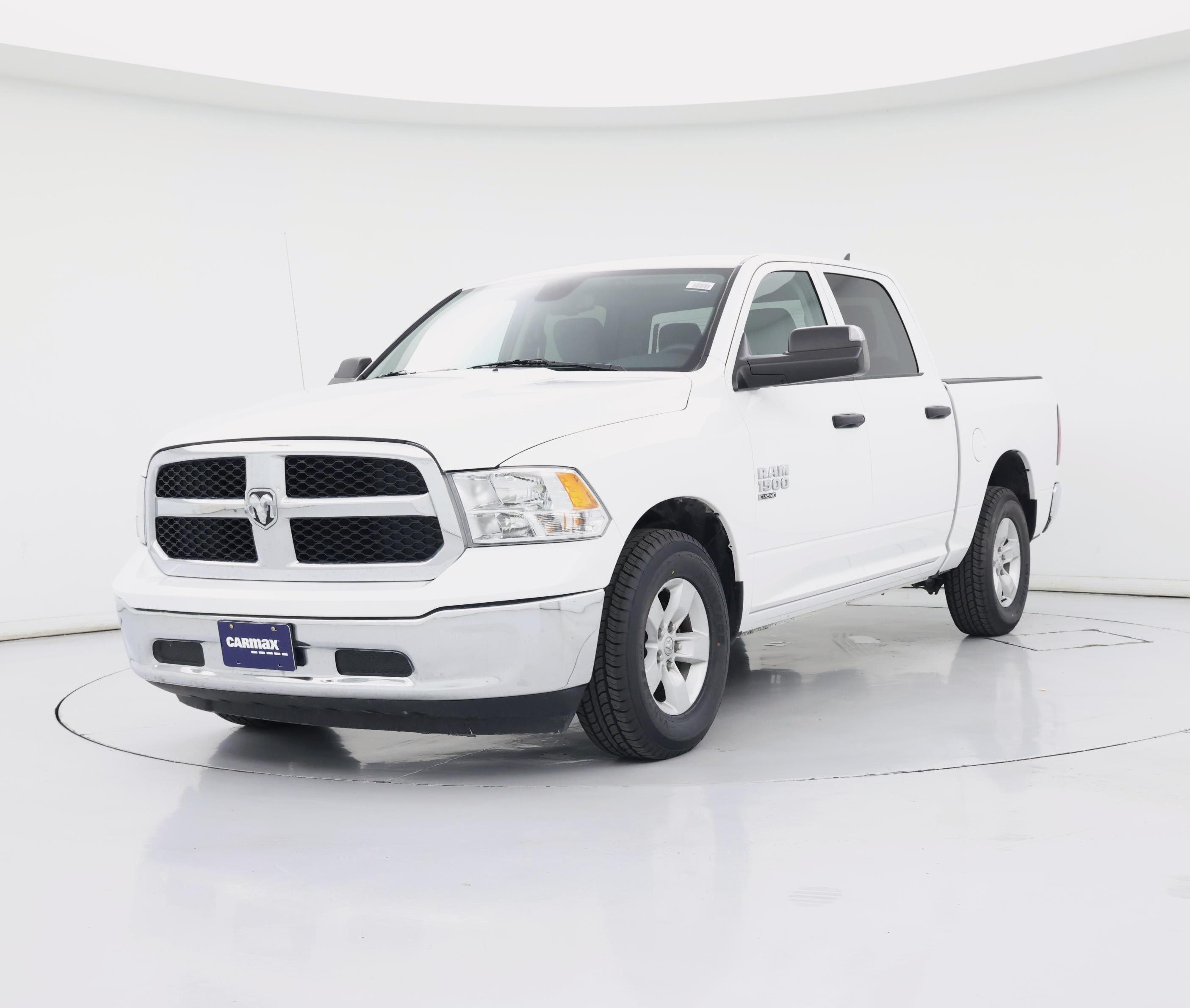 Thumbnail: 2023 RAM 1500 Classic - 4