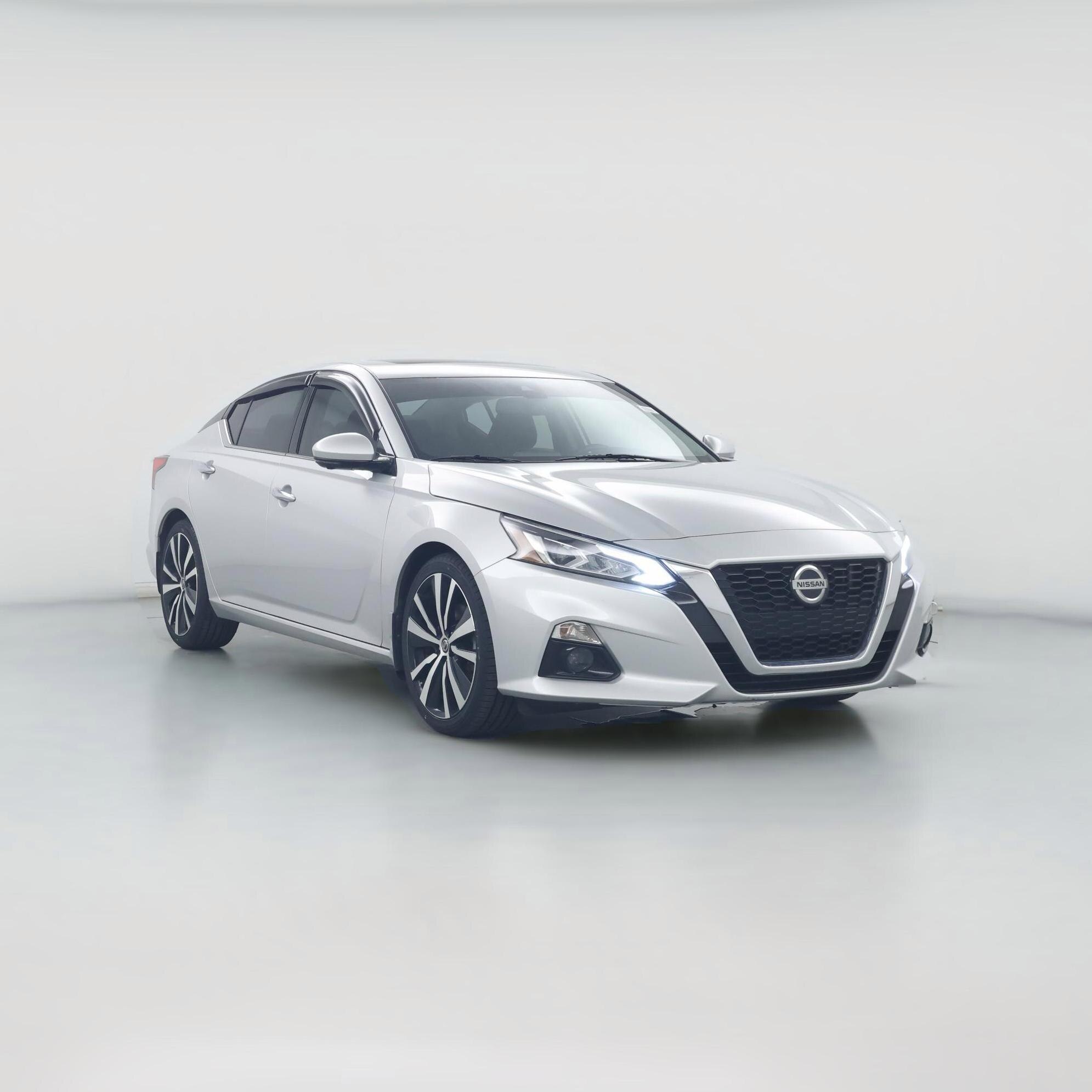 Thumbnail: 2020 Nissan Altima - 1