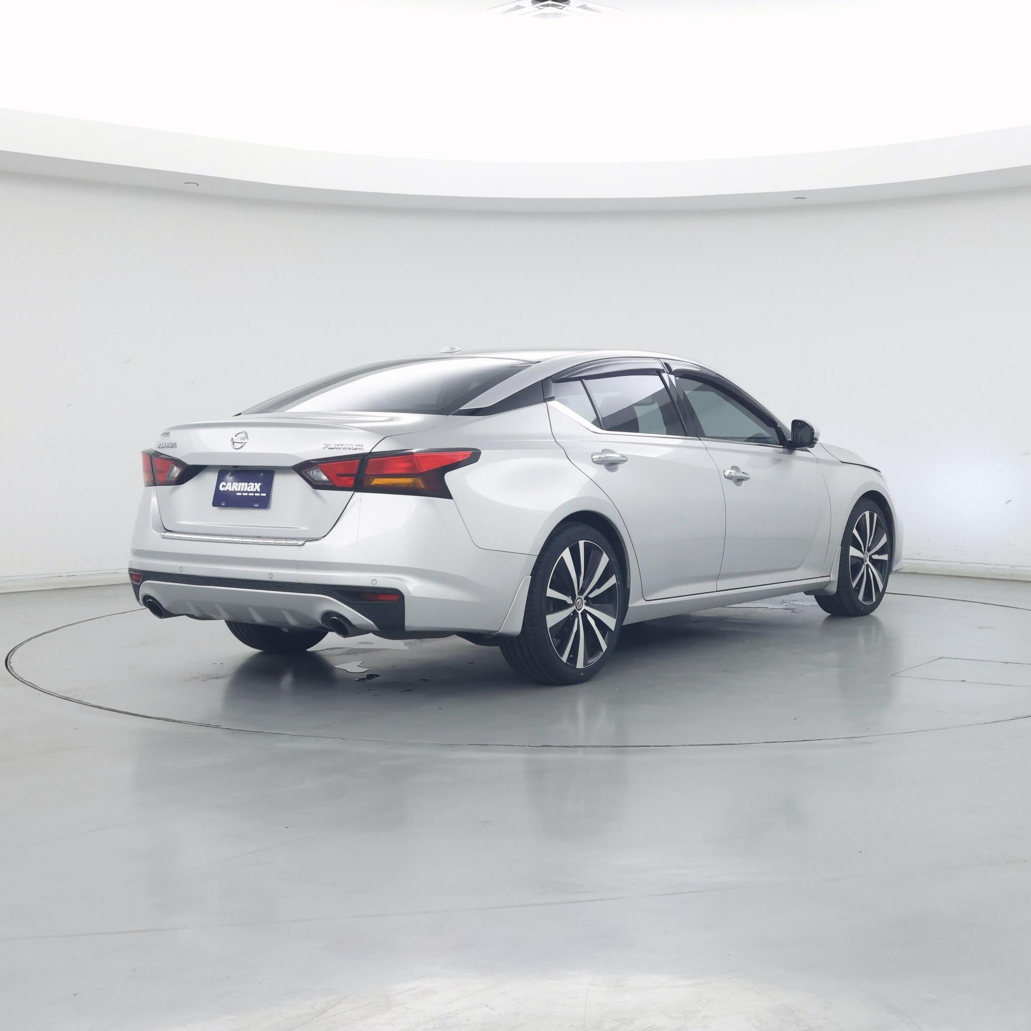 Thumbnail: 2020 Nissan Altima - 8