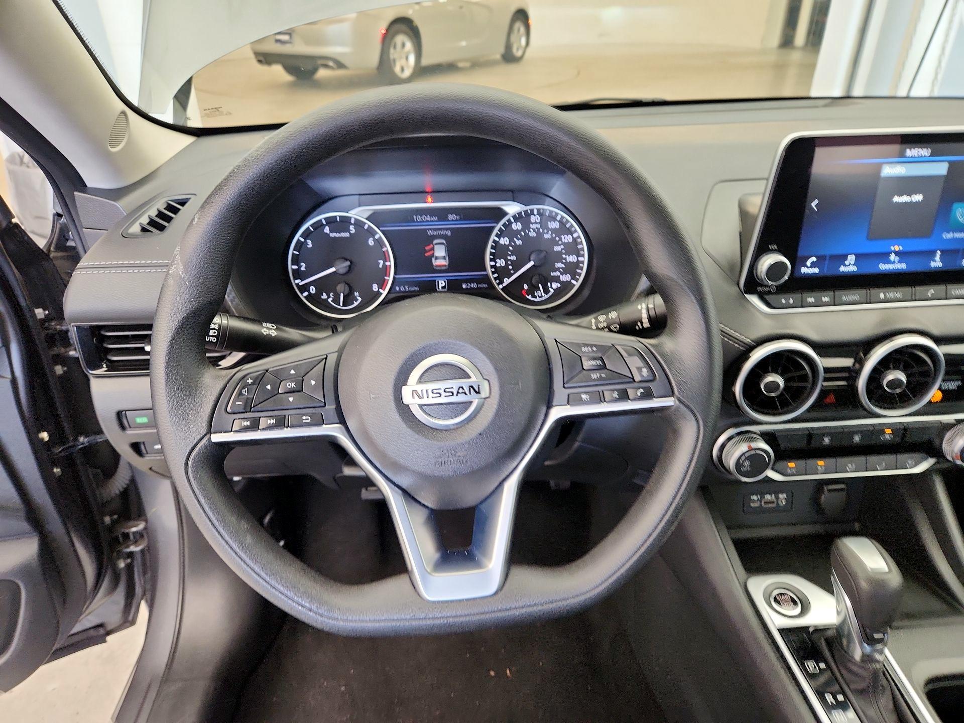 Thumbnail: 2023 Nissan Sentra - 10