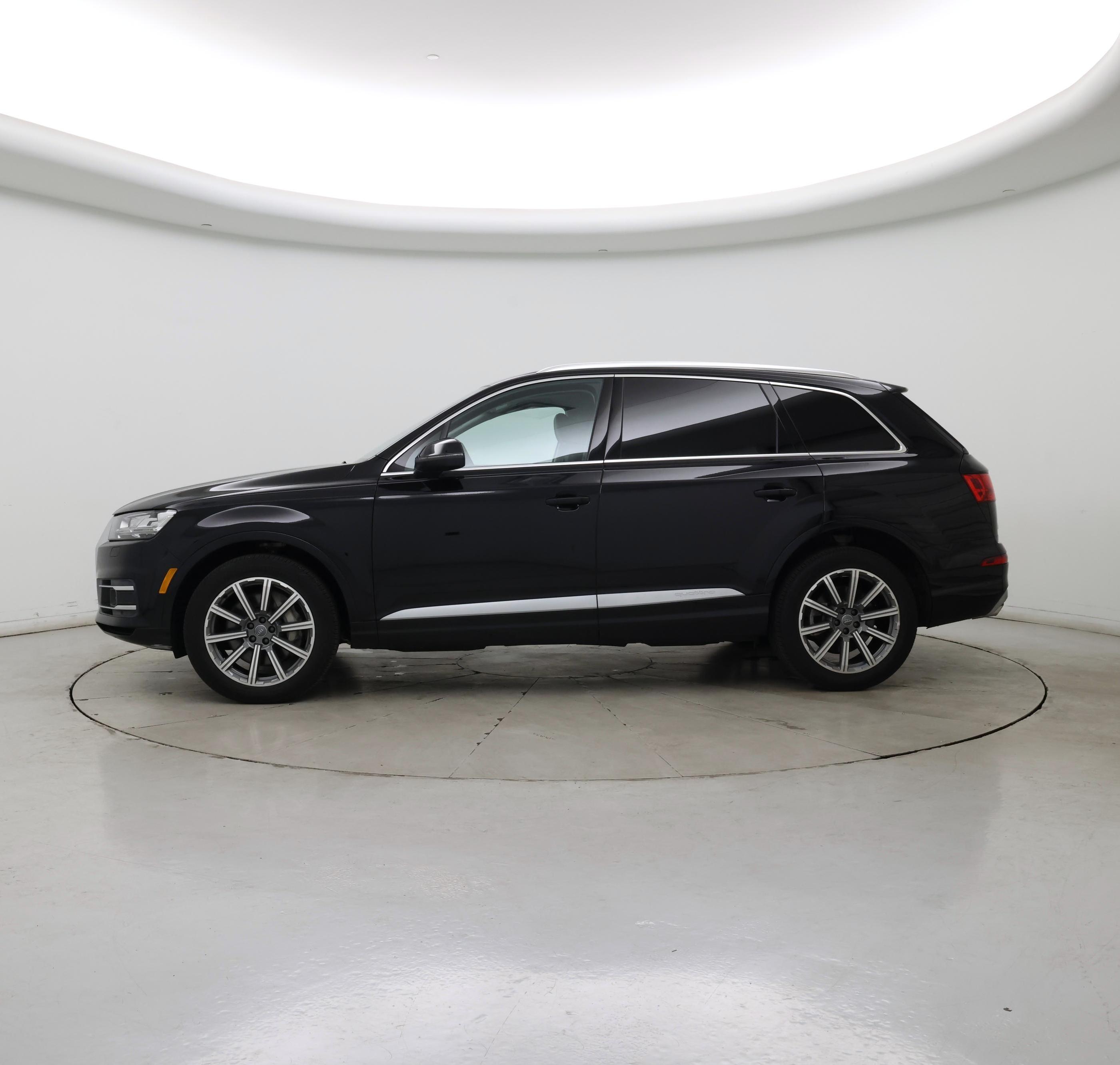 Thumbnail: 2018 Audi Q7 - 3