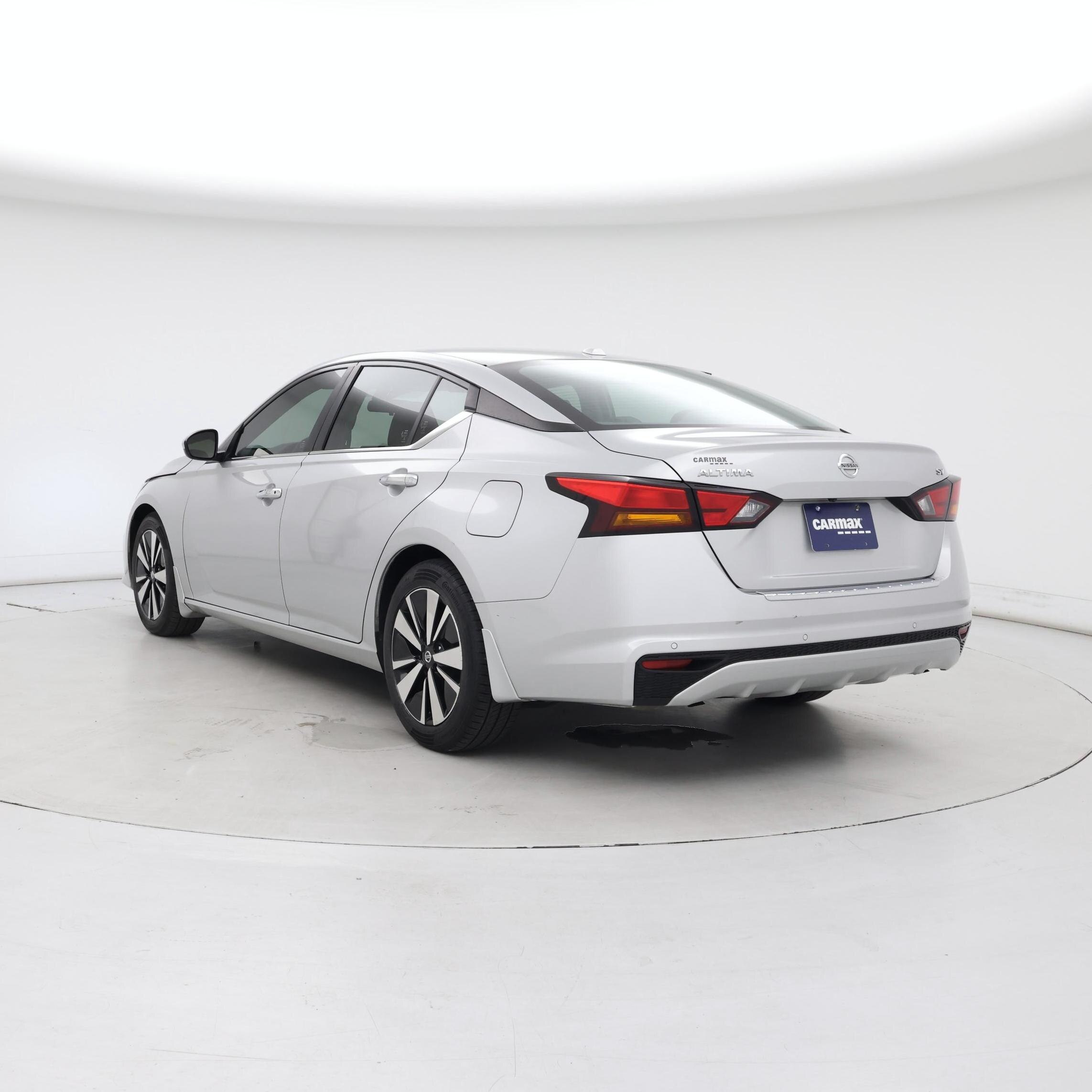 Thumbnail: 2022 Nissan Altima - 2