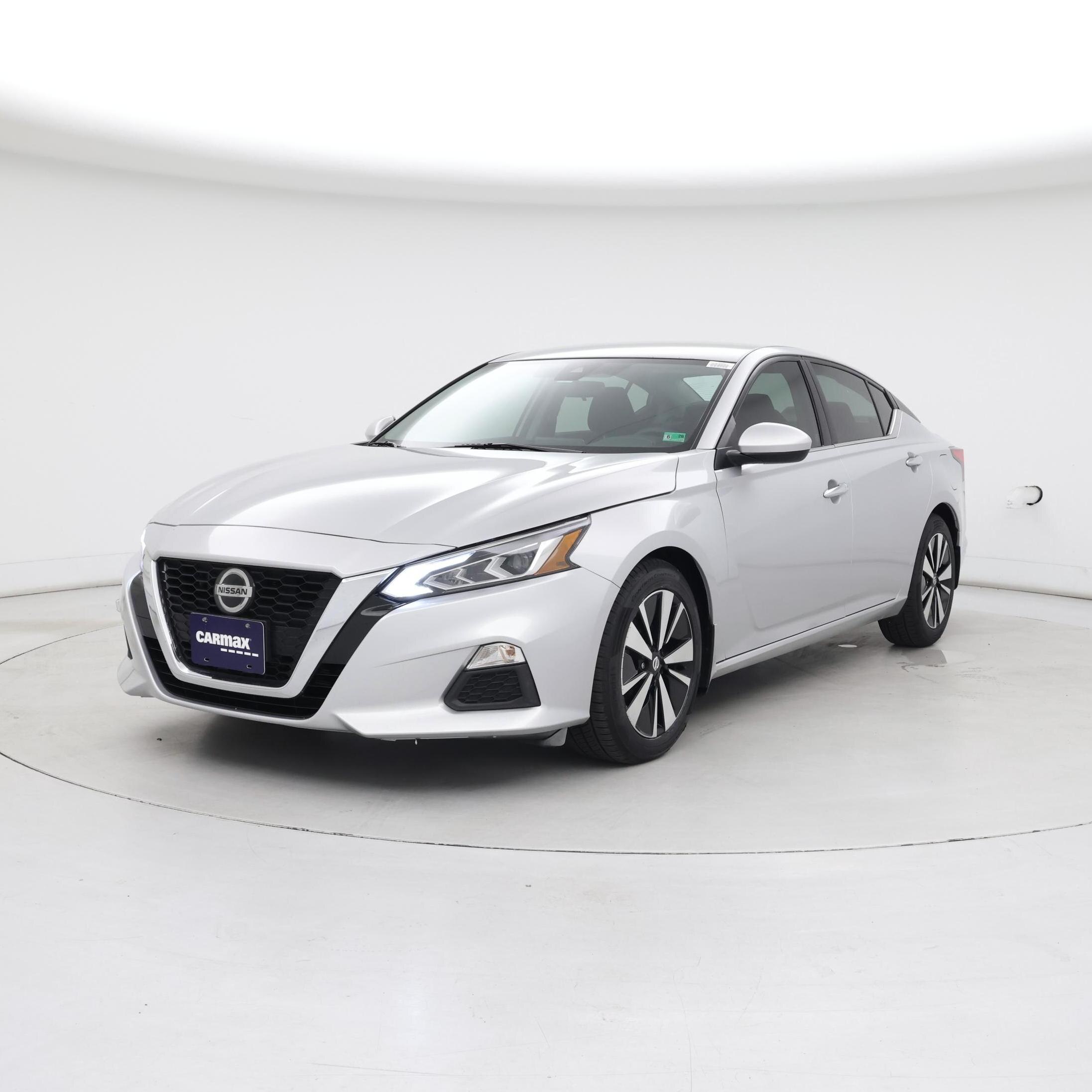 Thumbnail: 2022 Nissan Altima - 4