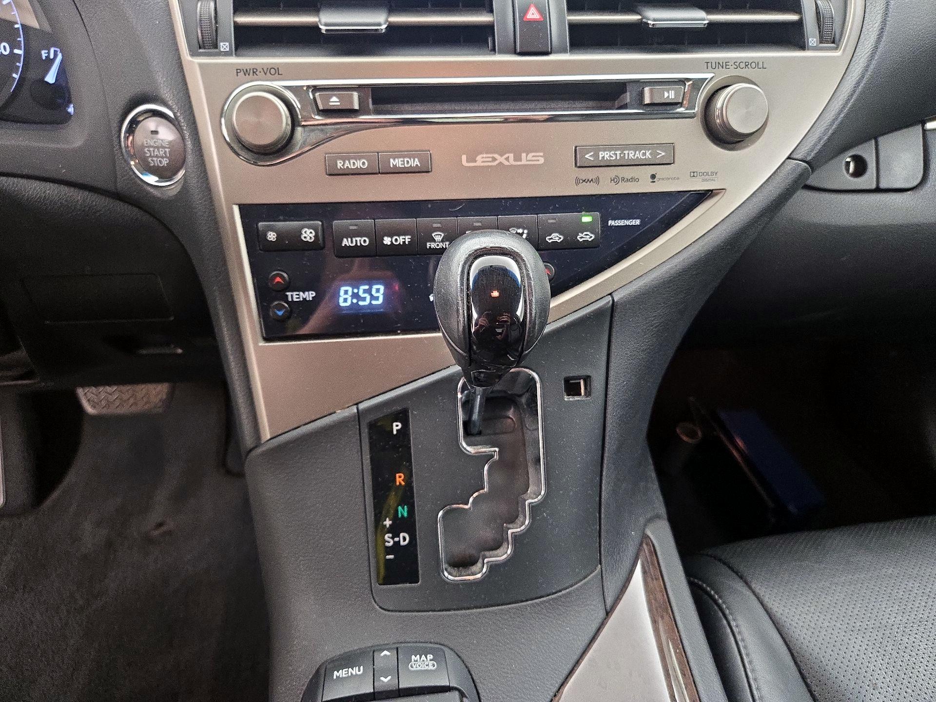Thumbnail: 2015 Lexus RX - 18