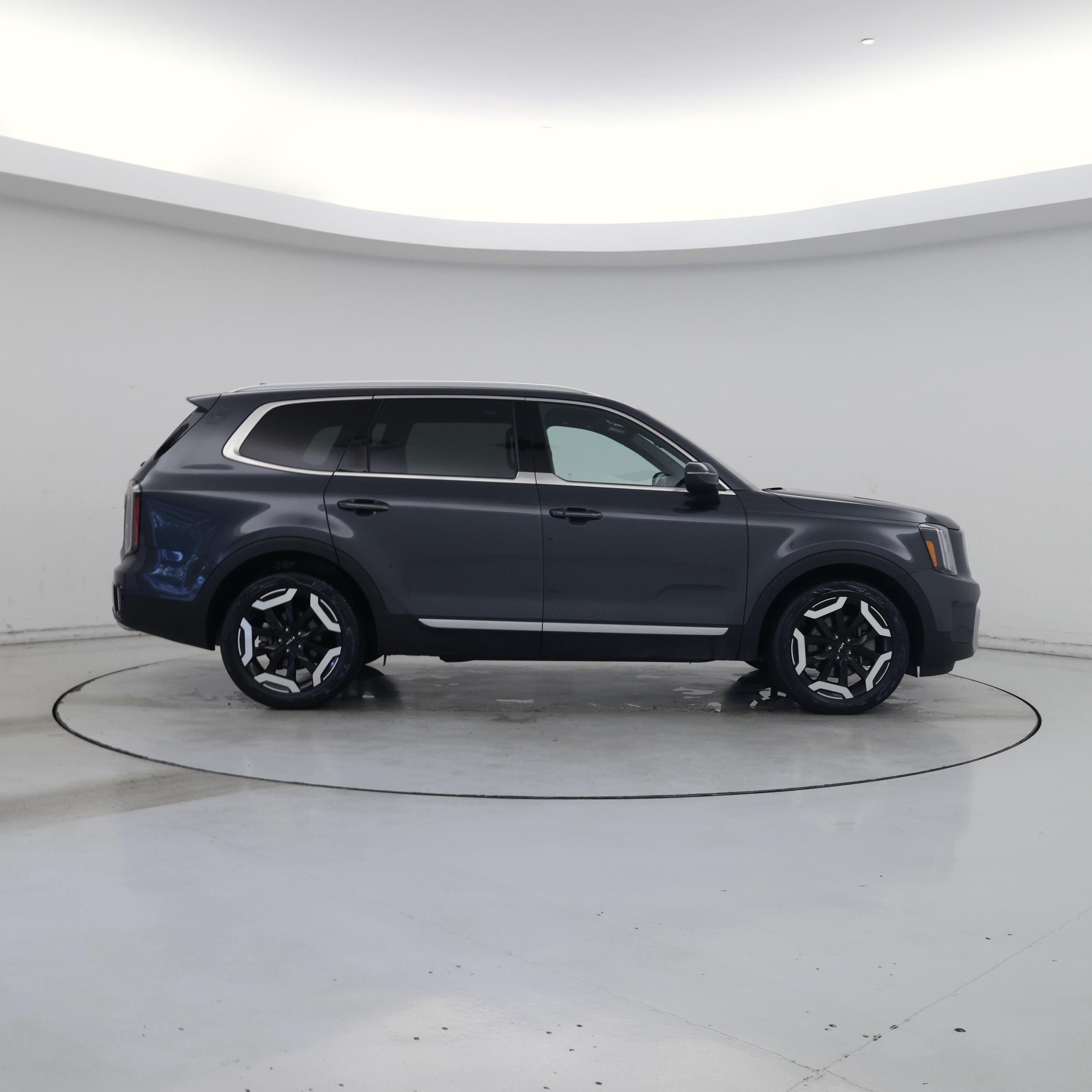Thumbnail: 2023 Kia Telluride - 7