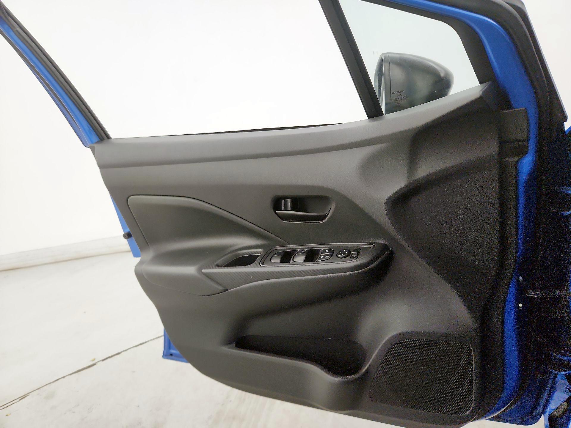Thumbnail: 2020 Nissan Versa - 12