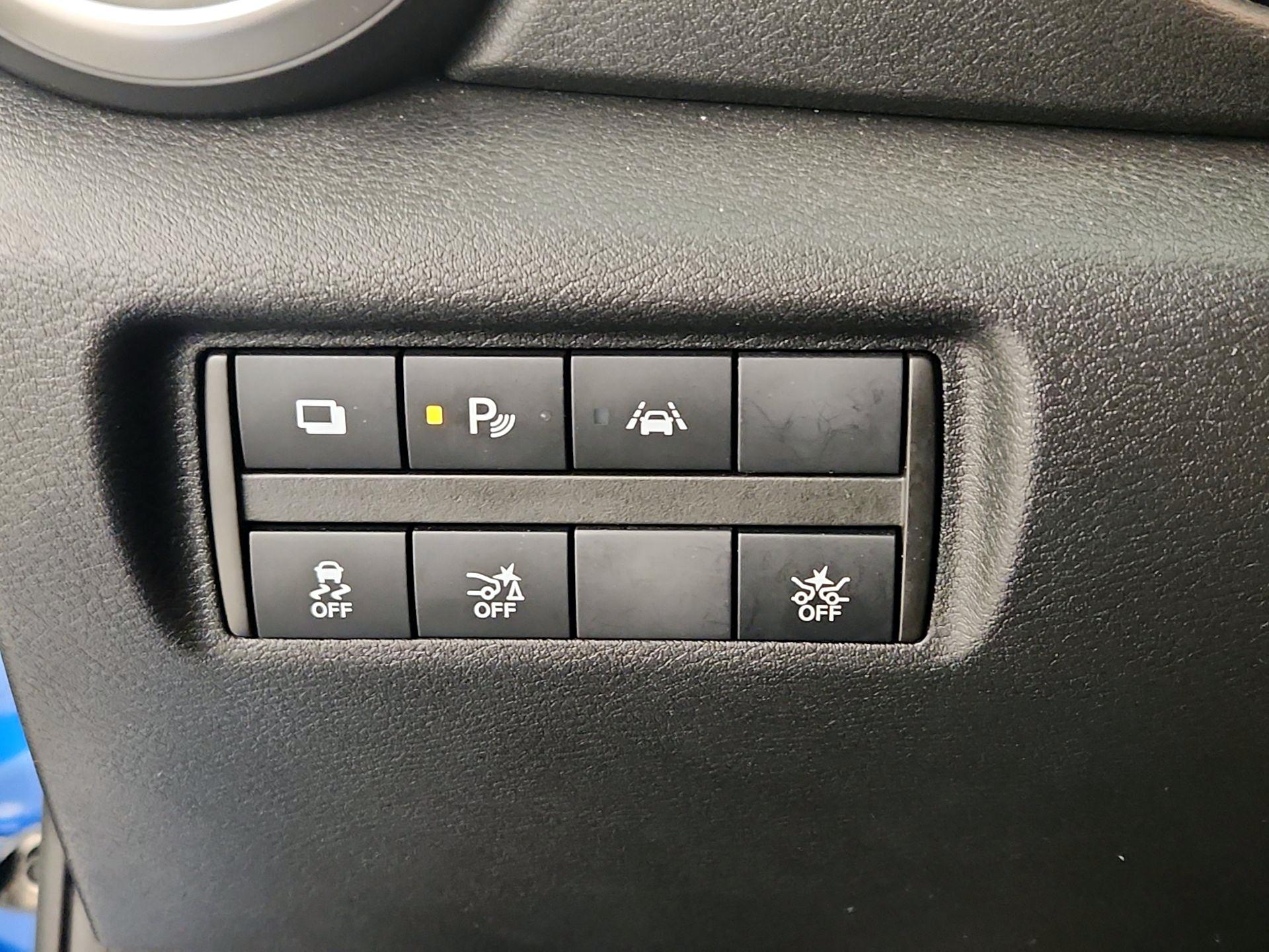Thumbnail: 2020 Nissan Versa - 13