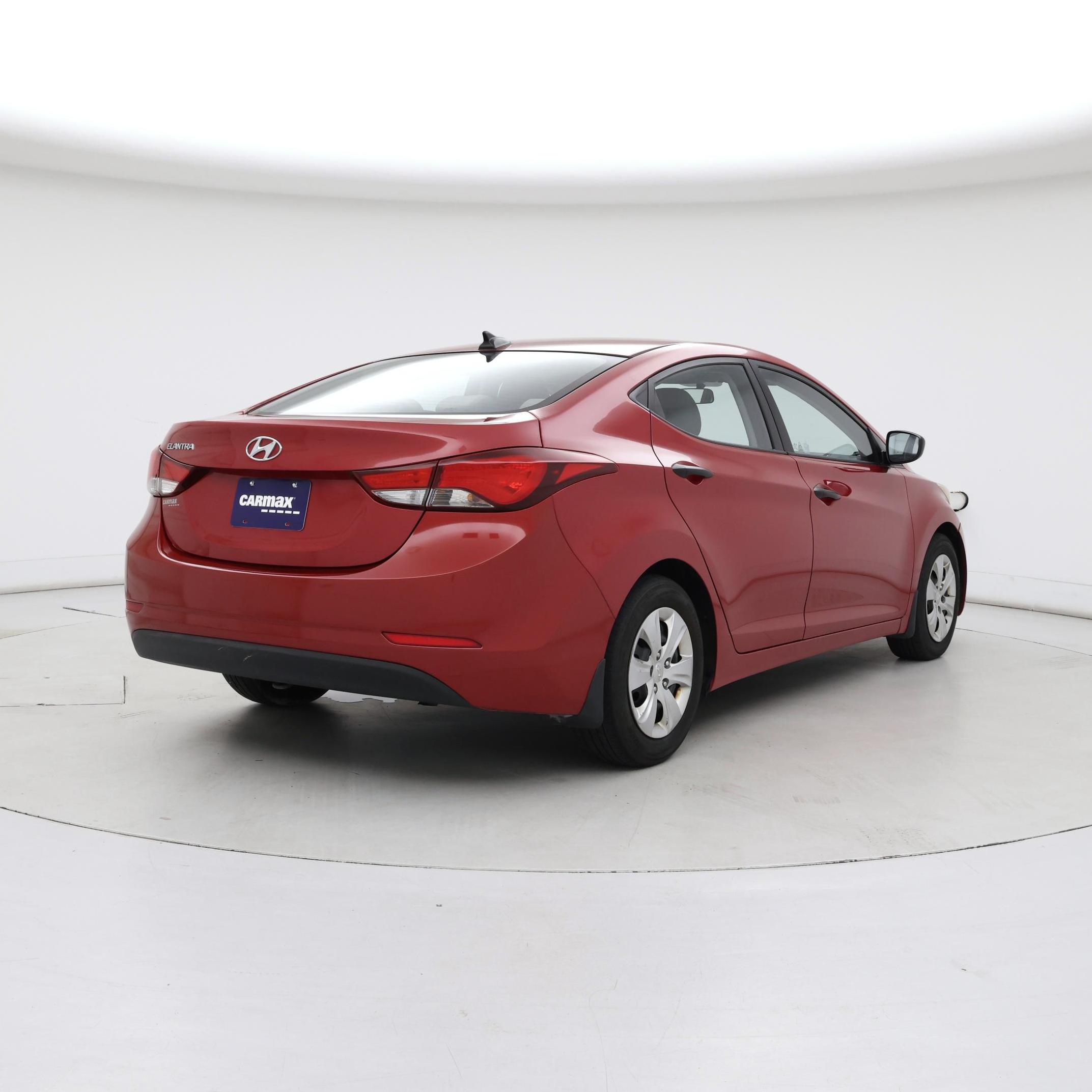 Thumbnail: 2016 Hyundai Elantra - 8