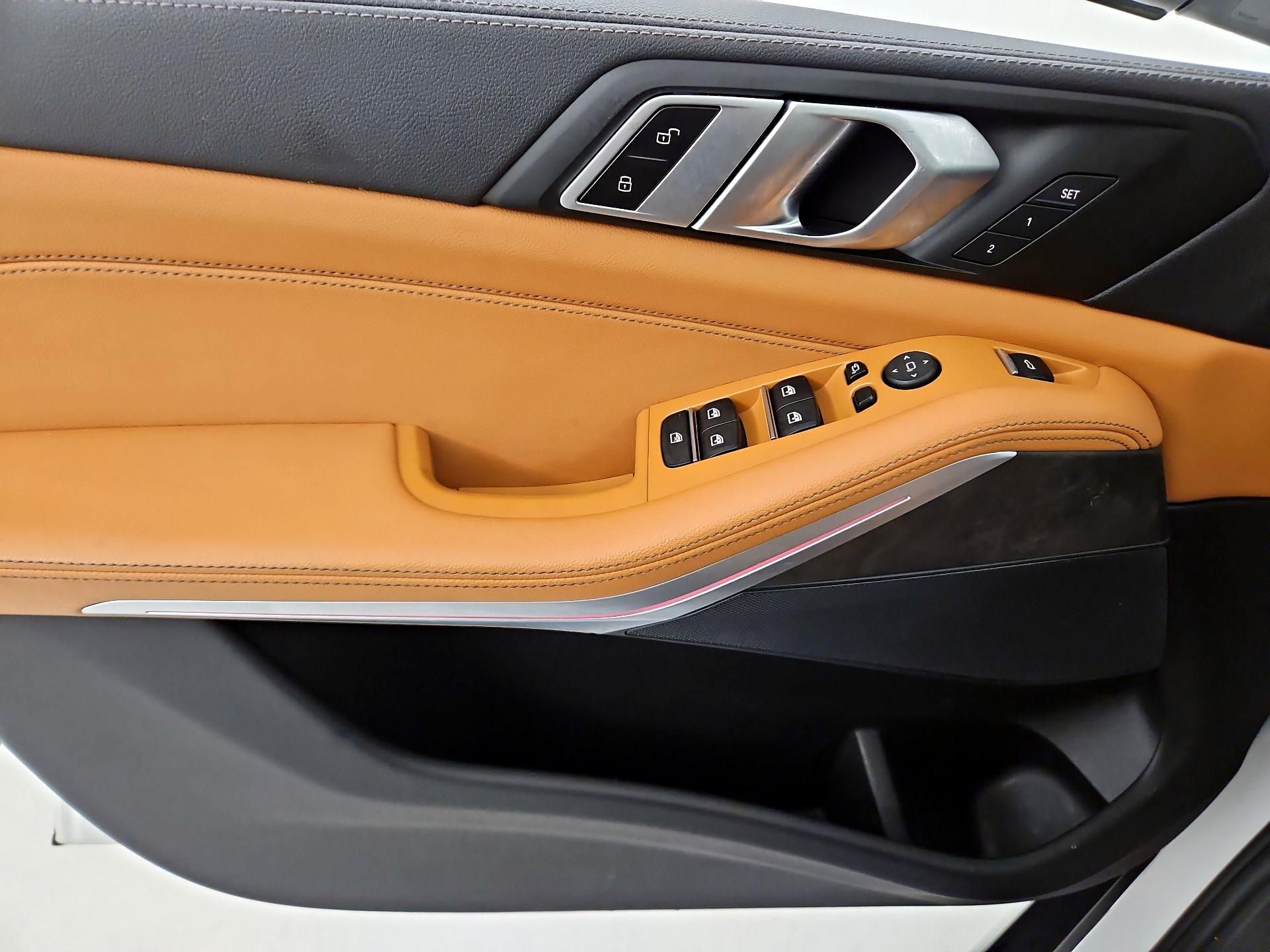 Thumbnail: 2022 BMW X5 - 12