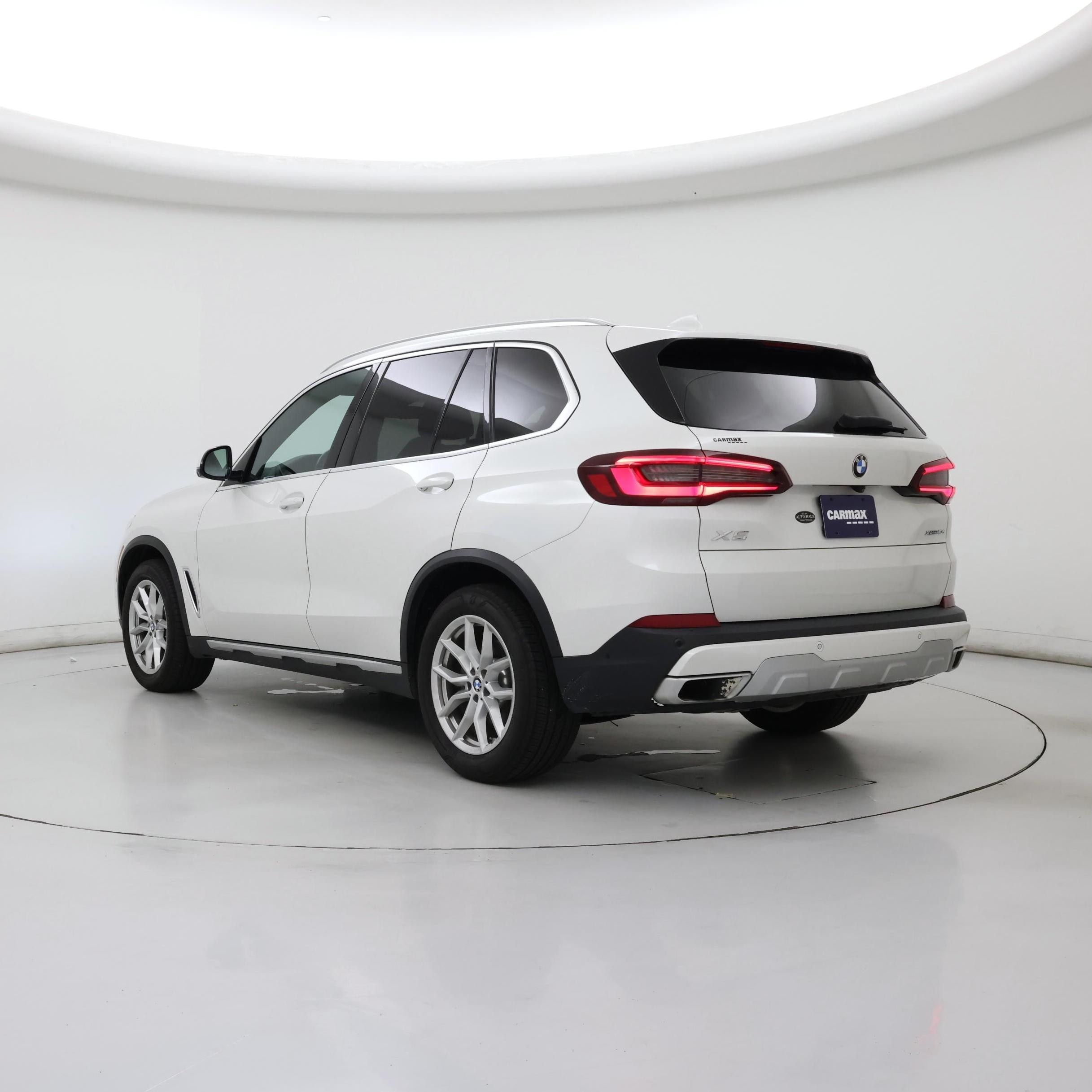 Thumbnail: 2022 BMW X5 - 2