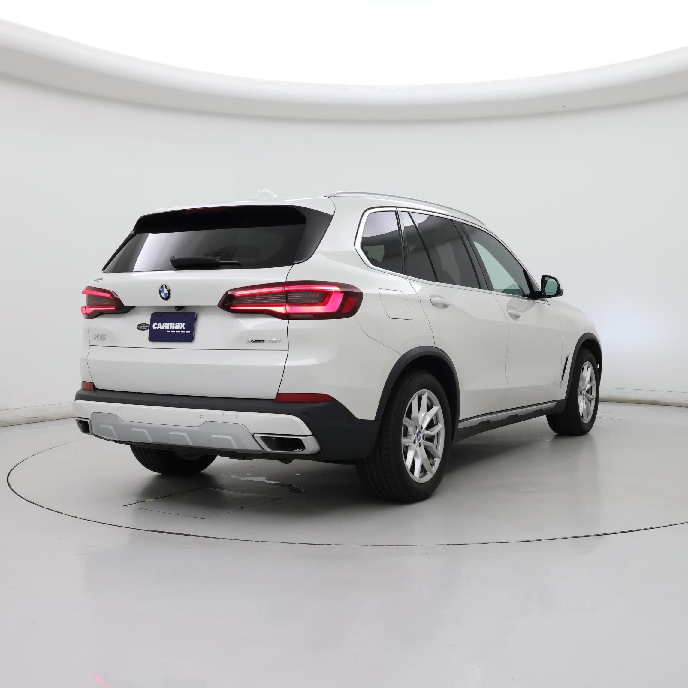 Thumbnail: 2022 BMW X5 - 8