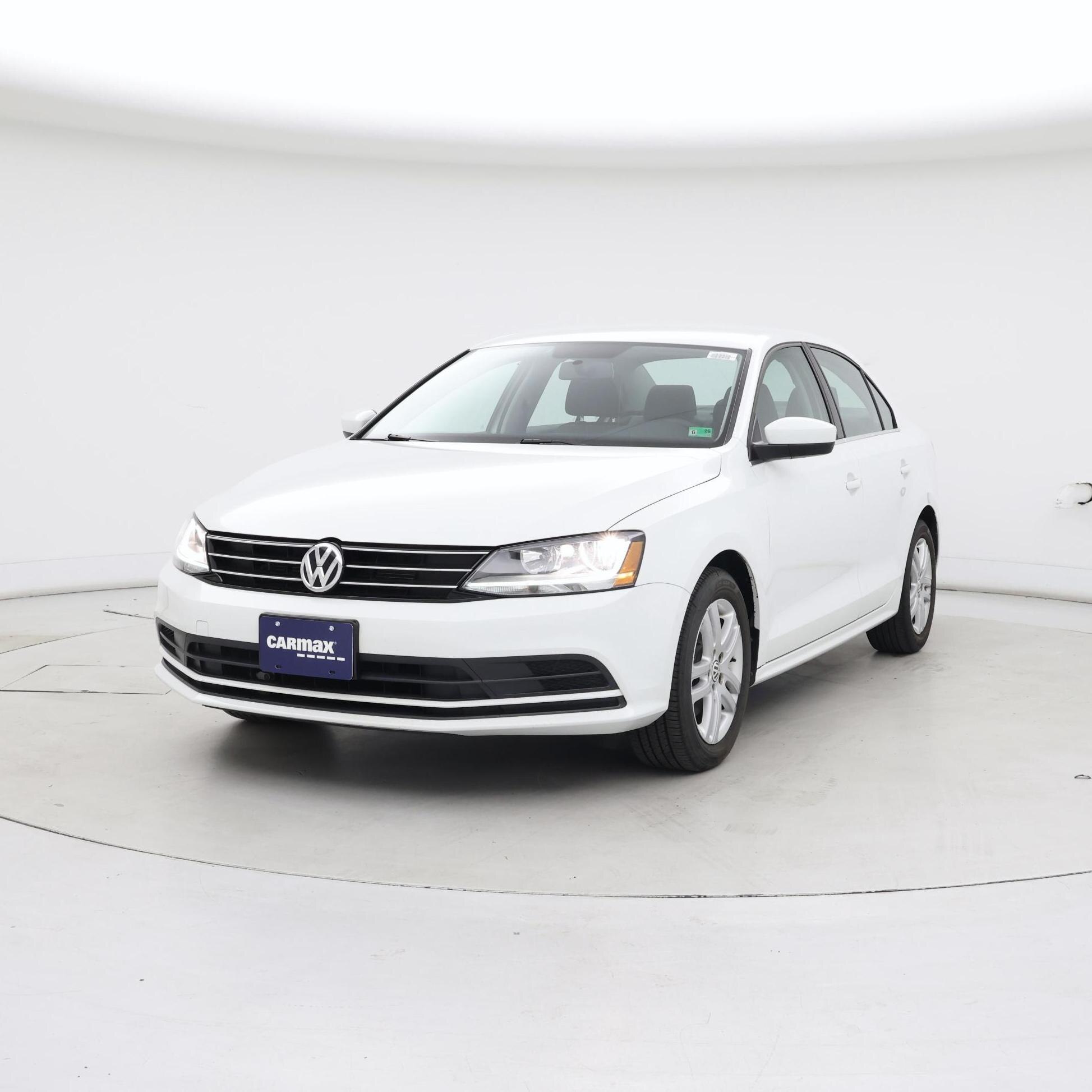 Thumbnail: 2017 Volkswagen Jetta - 4