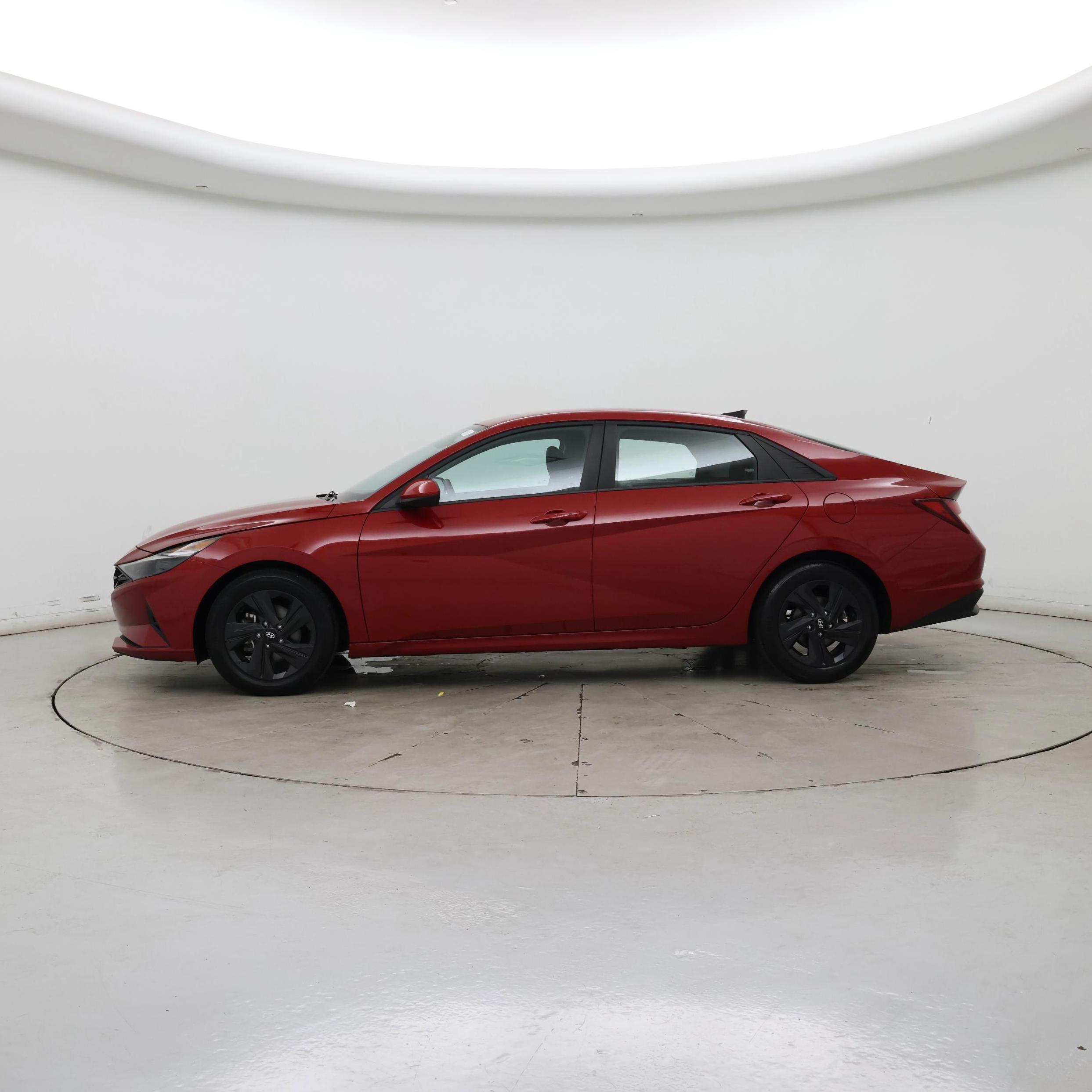 Thumbnail: 2022 Hyundai Elantra - 3
