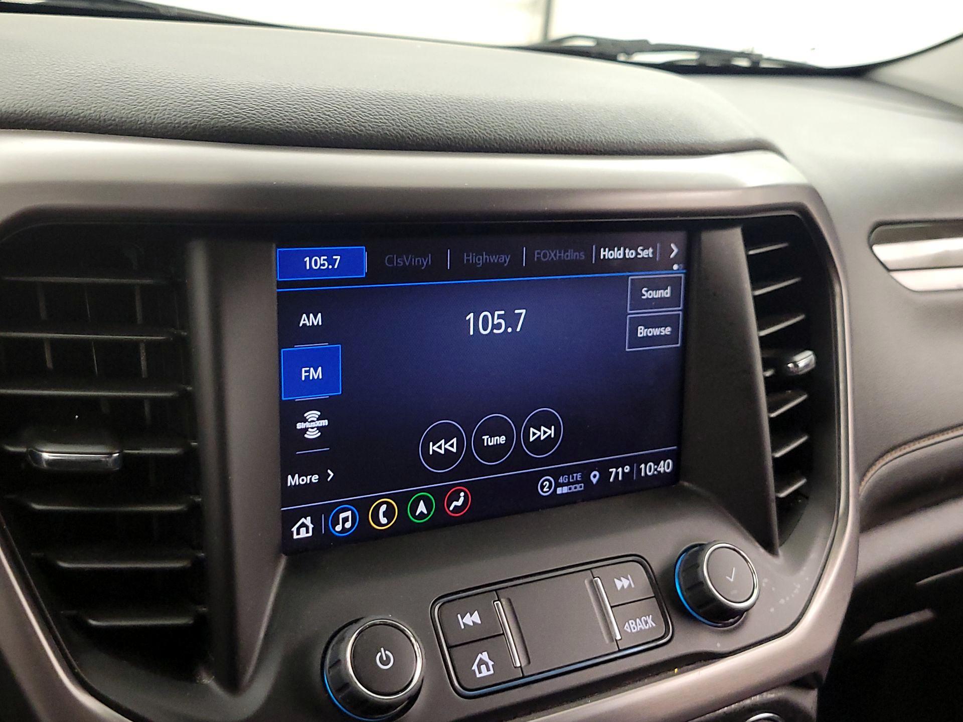 Thumbnail: 2022 GMC Acadia - 16