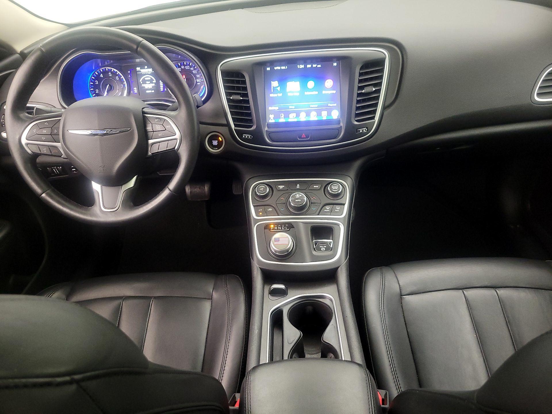 Thumbnail: 2017 Chrysler 200 - 9