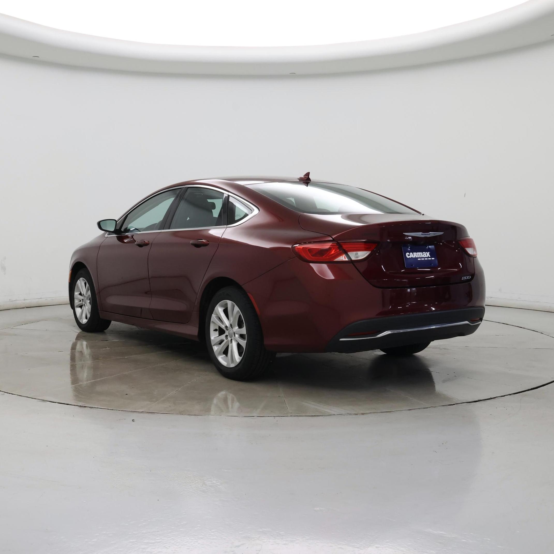 Thumbnail: 2017 Chrysler 200 - 2