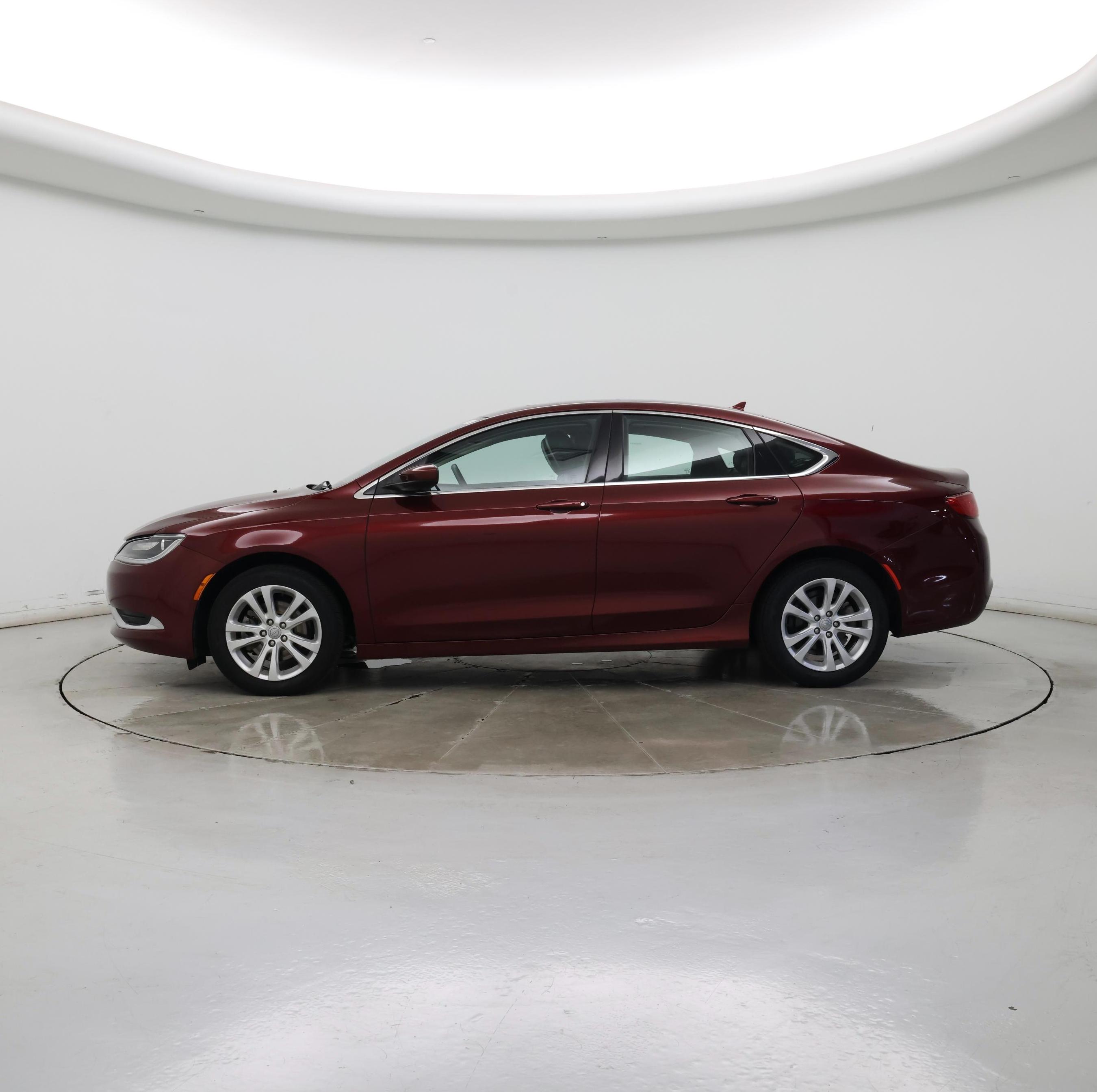 Thumbnail: 2017 Chrysler 200 - 3
