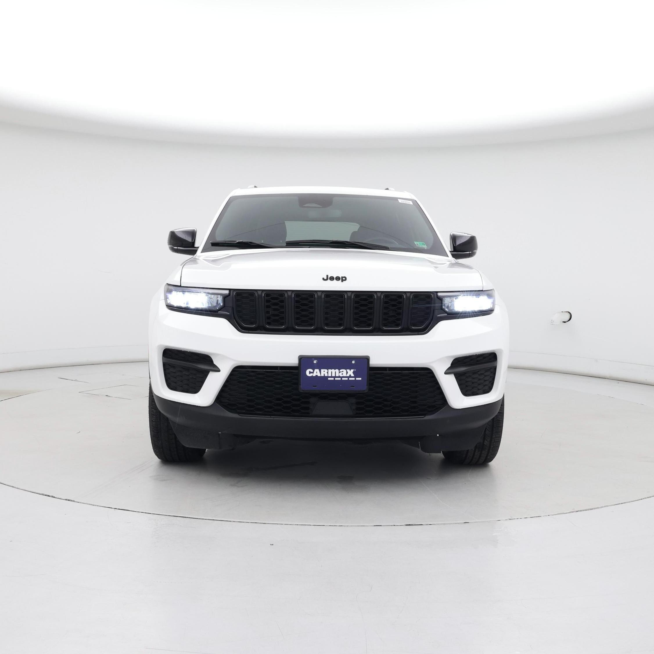 Thumbnail: 2023 Jeep Grand Cherokee - 5