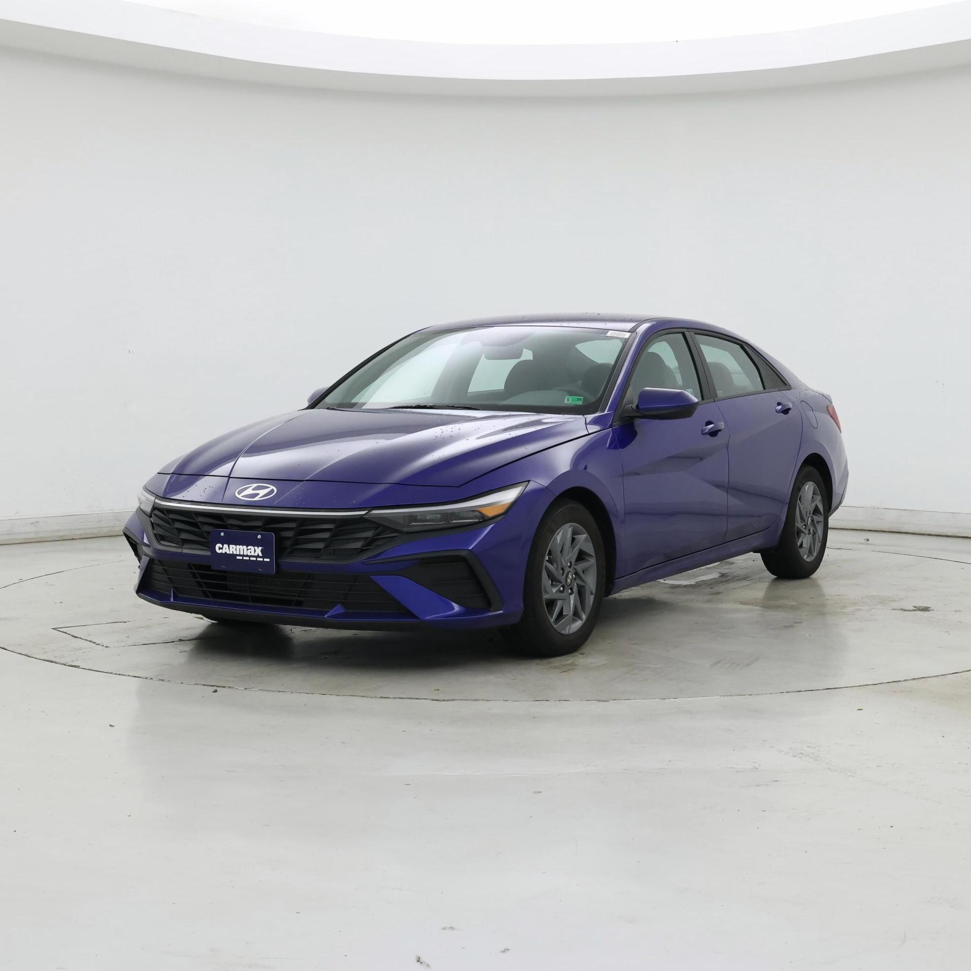 Thumbnail: 2024 Hyundai Elantra - 4