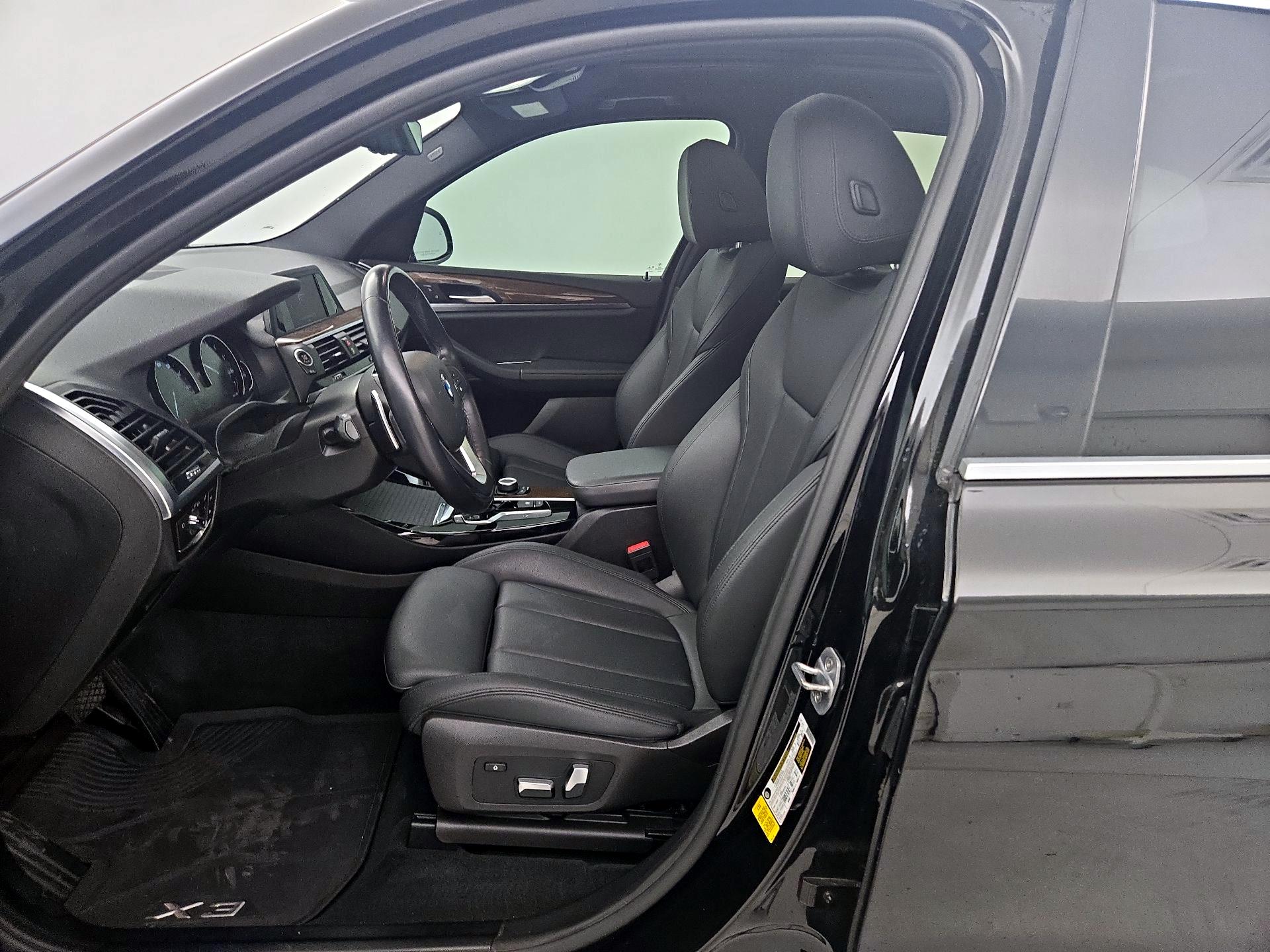 Thumbnail: 2019 BMW X3 - 11