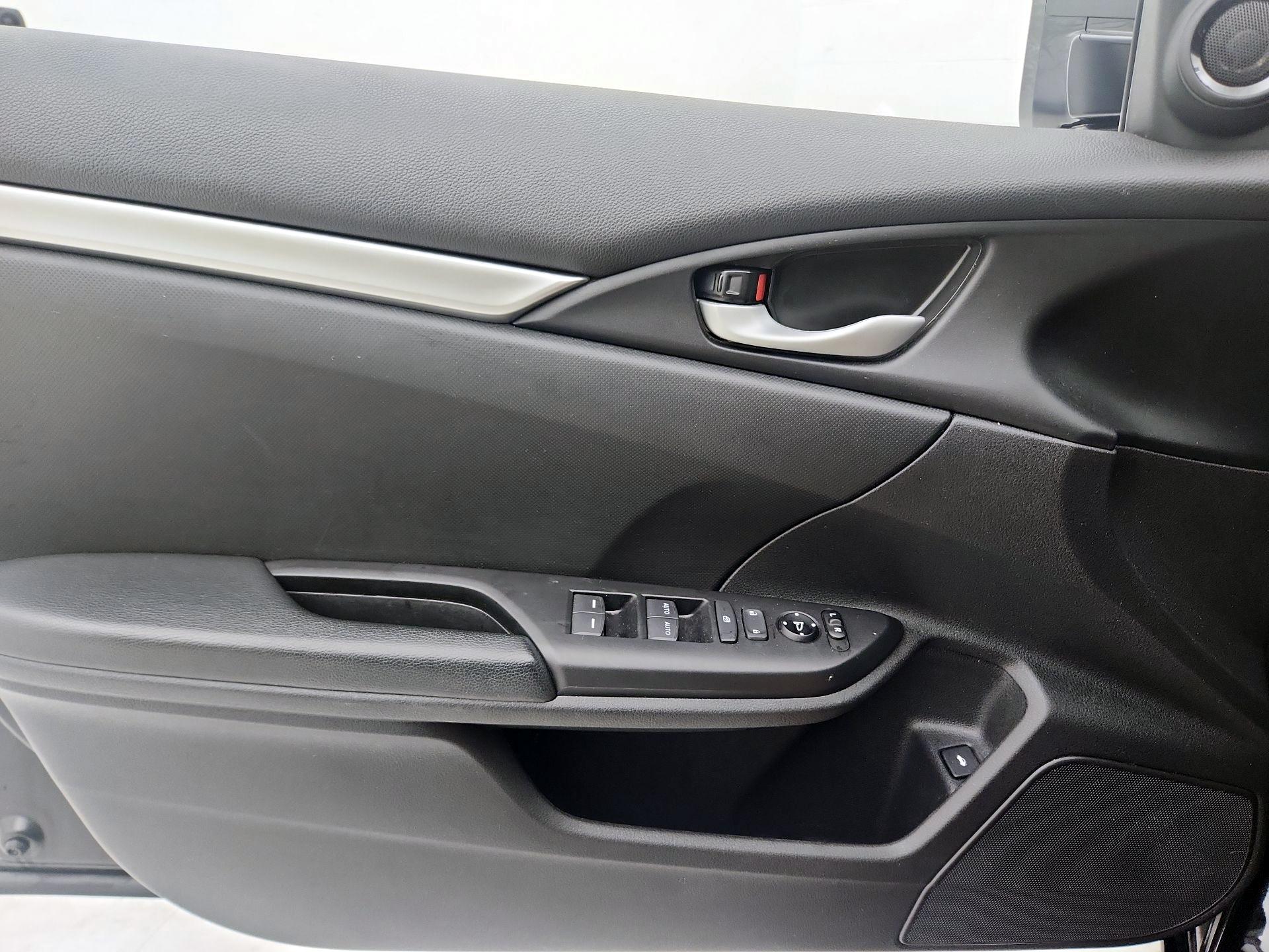 Thumbnail: 2020 Honda Civic - 12