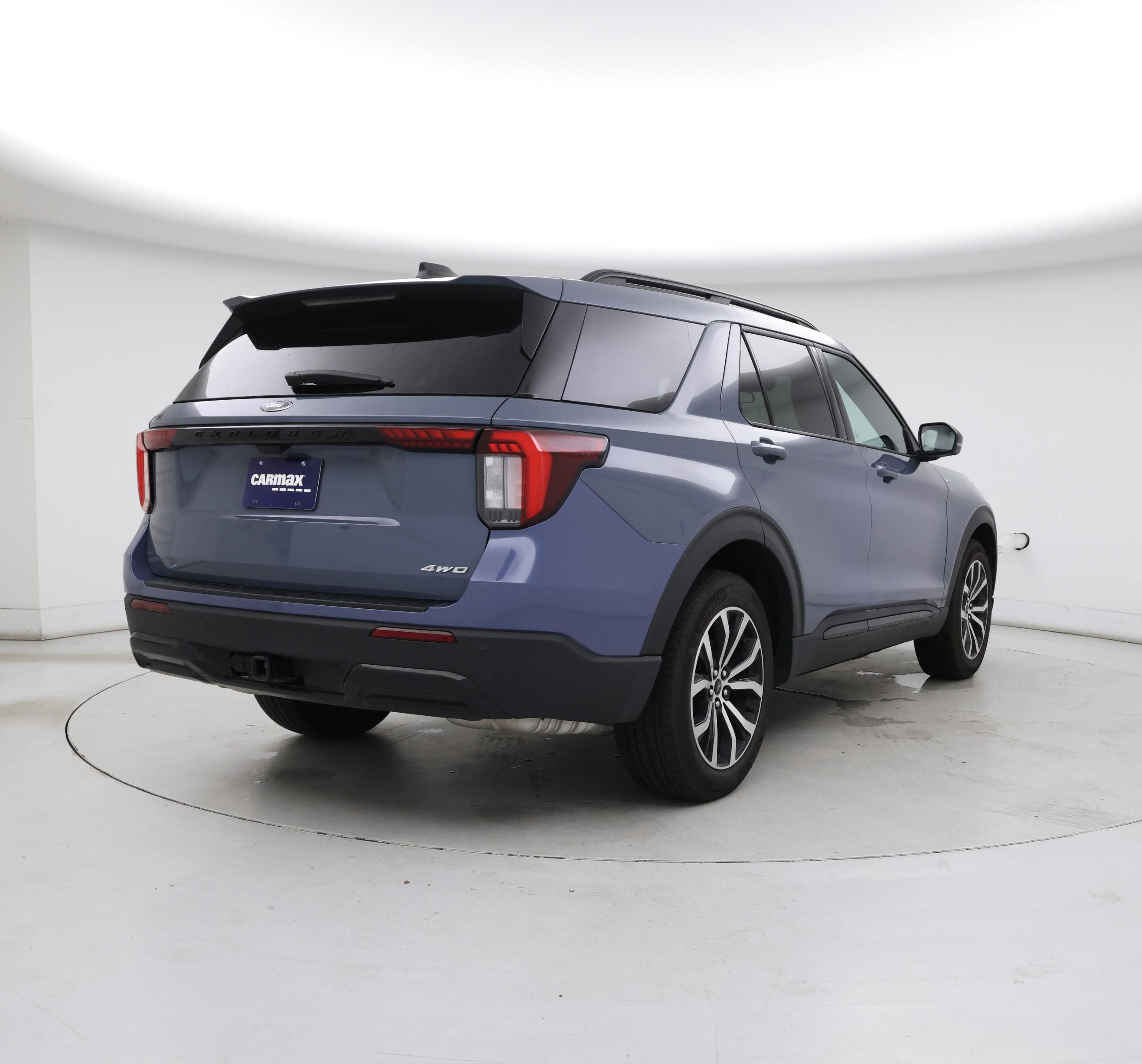 Thumbnail: 2025 Ford Explorer - 8