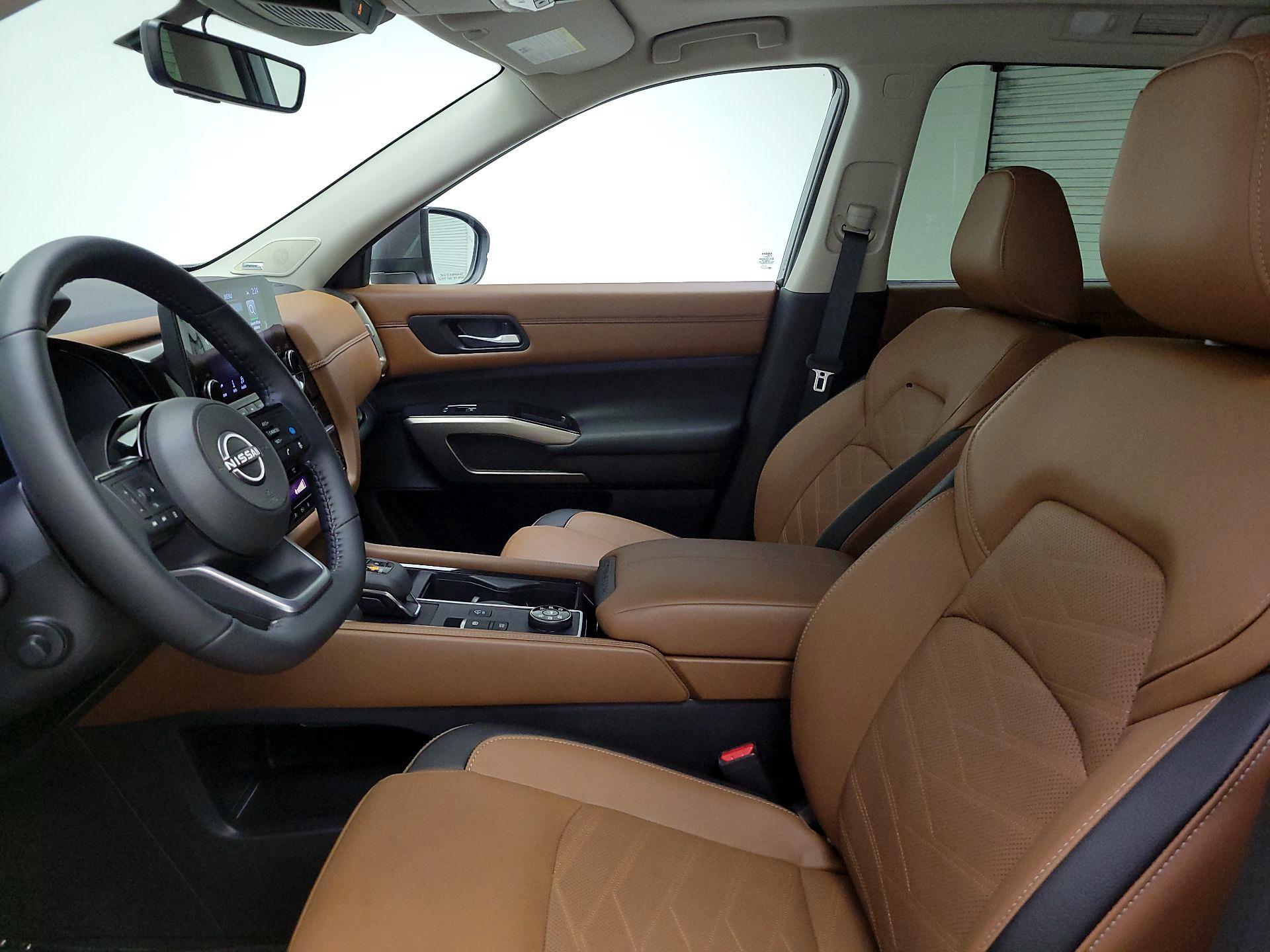 Thumbnail: 2025 Nissan Pathfinder - 11