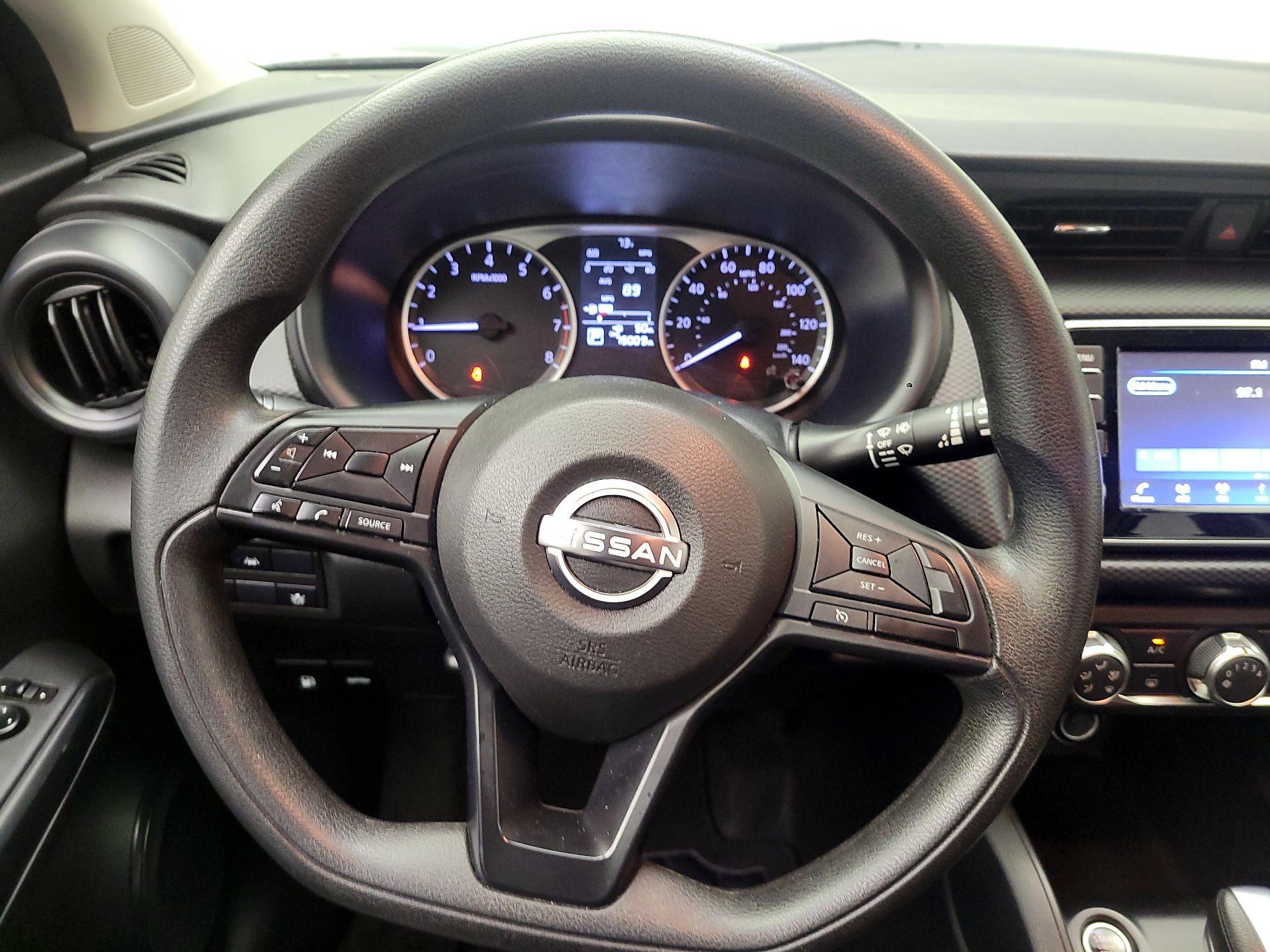 Thumbnail: 2023 Nissan Kicks - 10