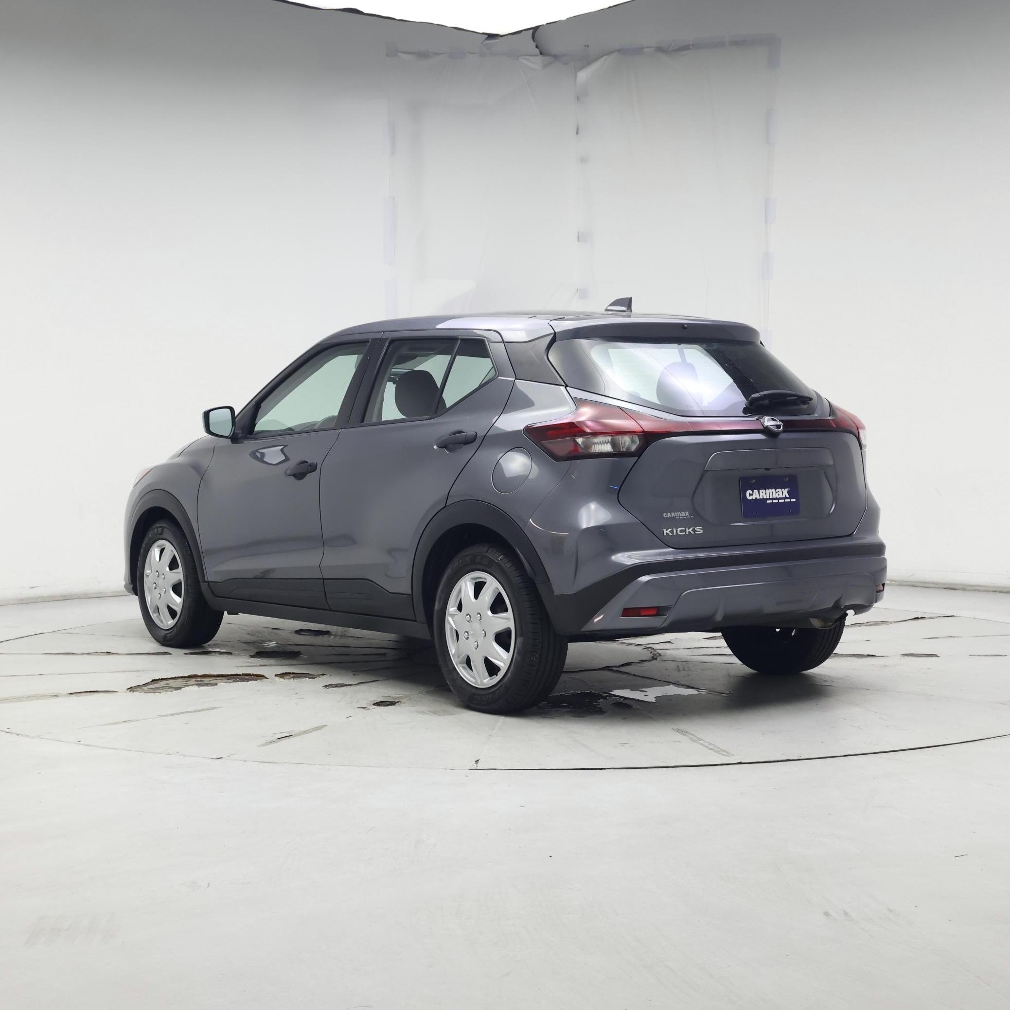 Thumbnail: 2023 Nissan Kicks - 2