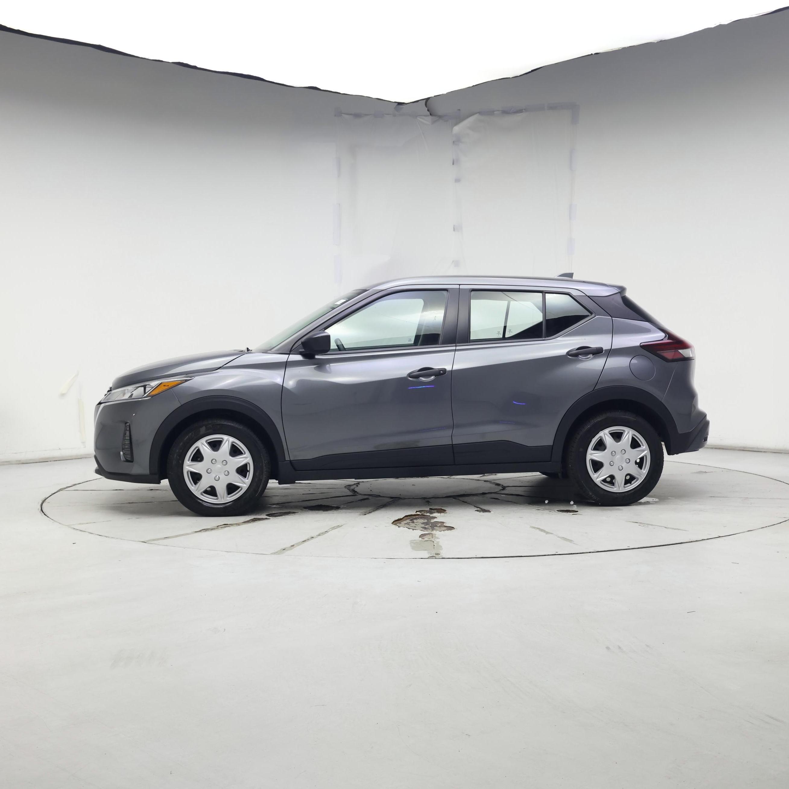 Thumbnail: 2023 Nissan Kicks - 3