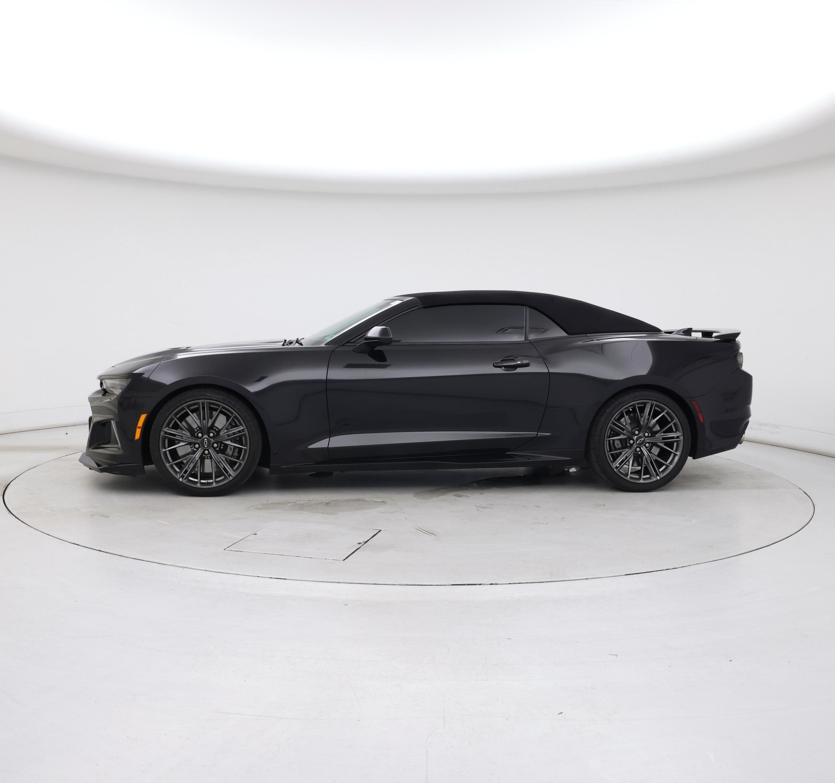 Thumbnail: 2023 Chevrolet Camaro - 3