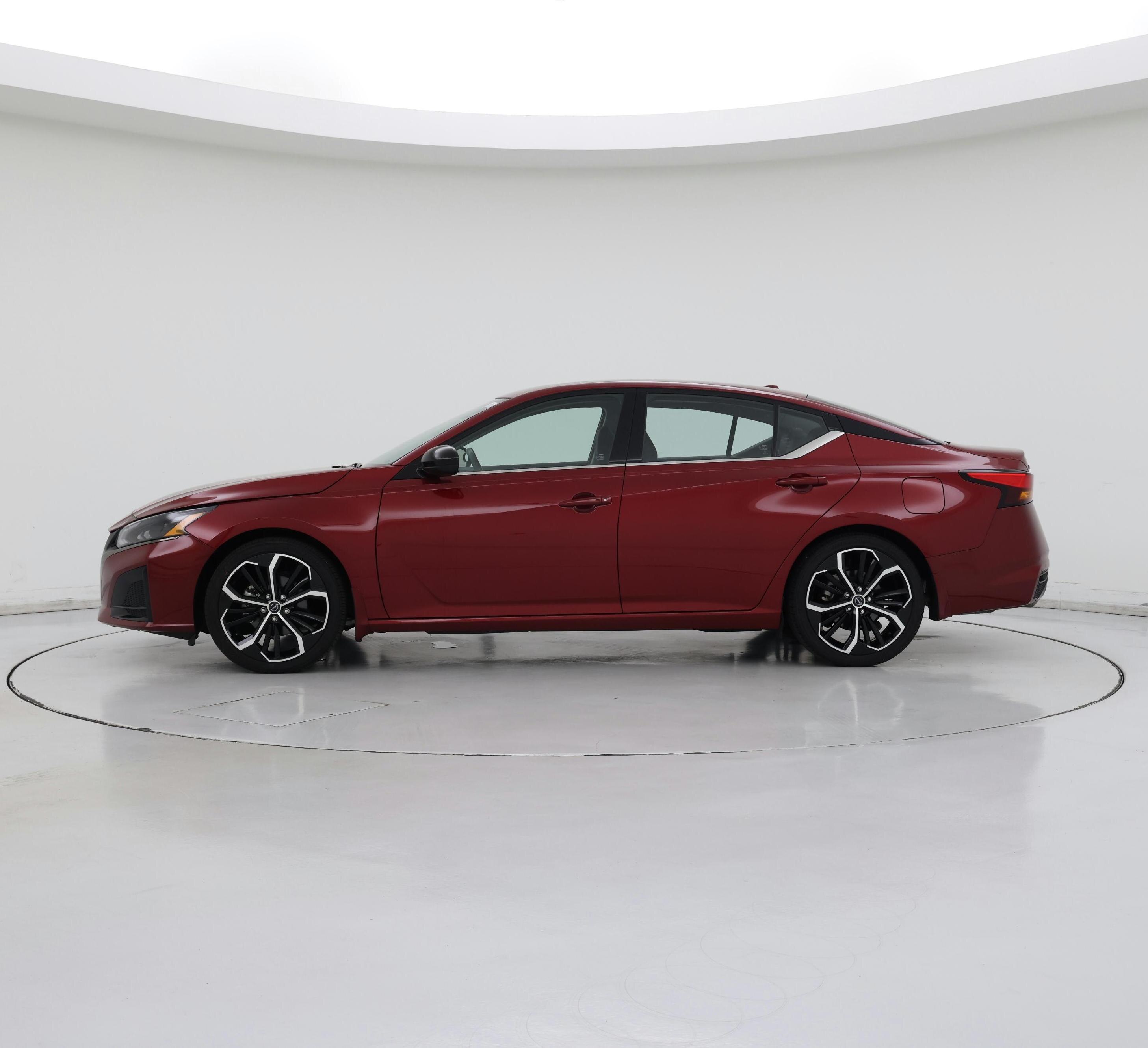 Thumbnail: 2023 Nissan Altima - 3