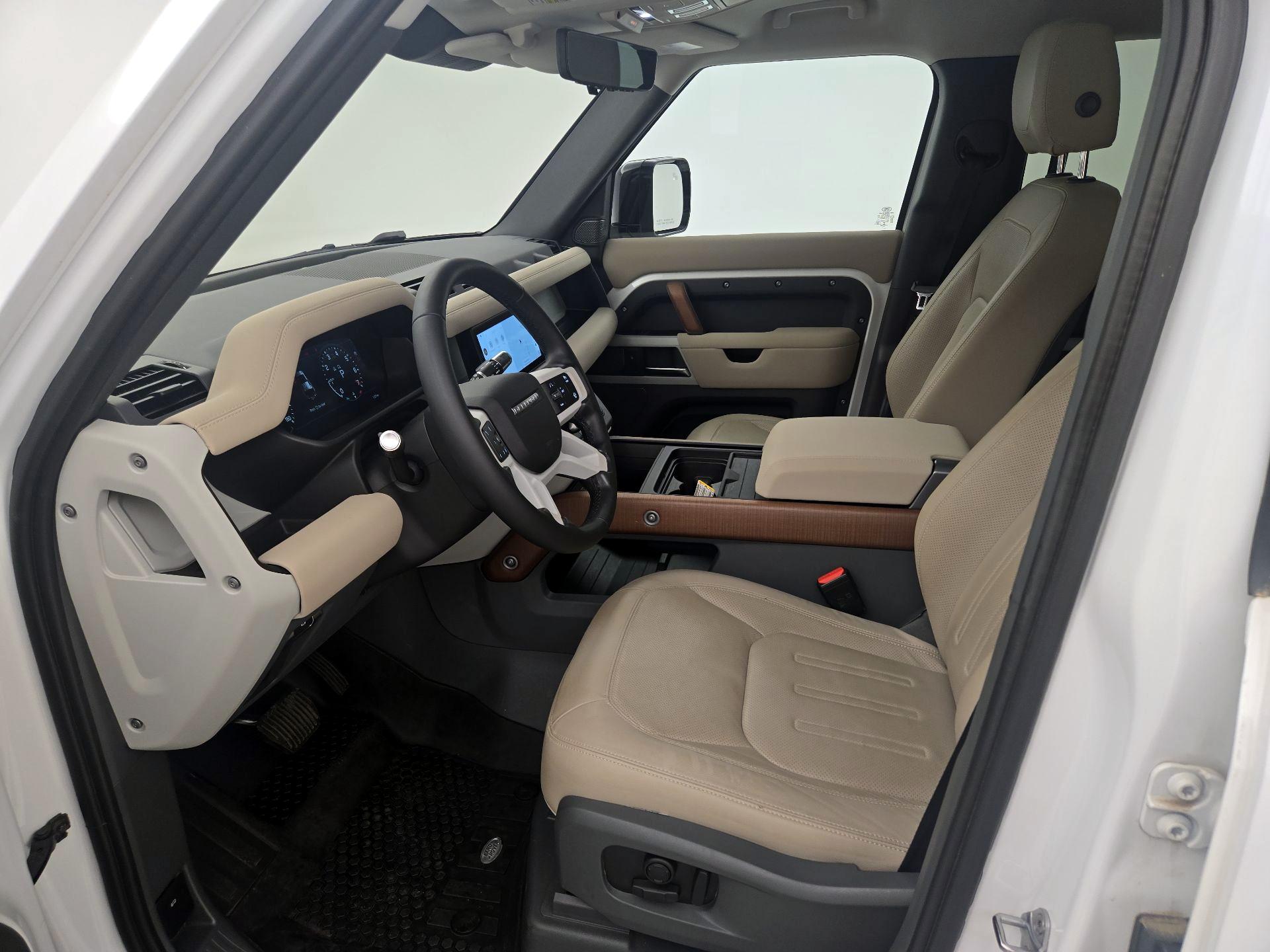 Thumbnail: 2021 Land Rover Defender - 11