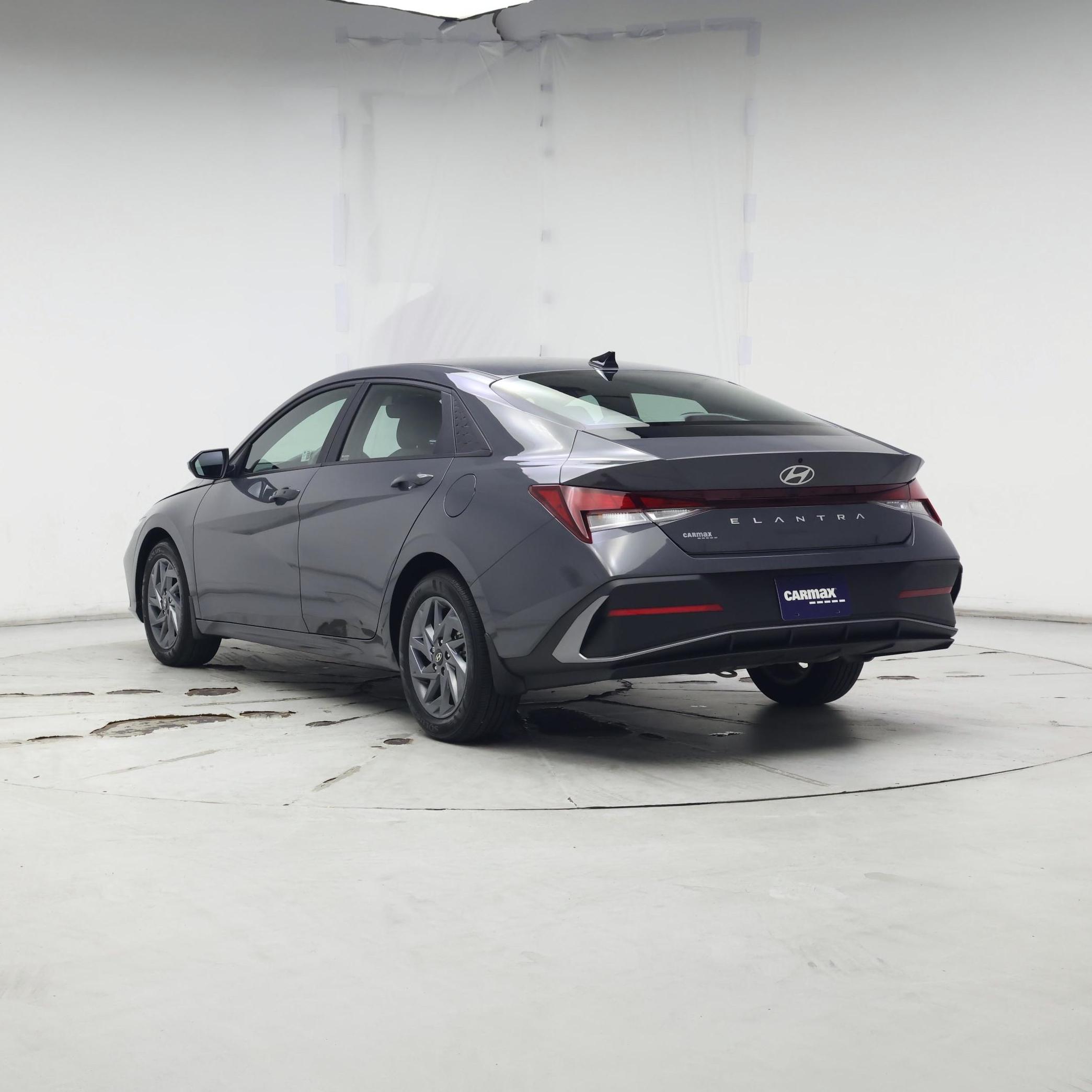 Thumbnail: 2024 Hyundai Elantra - 2