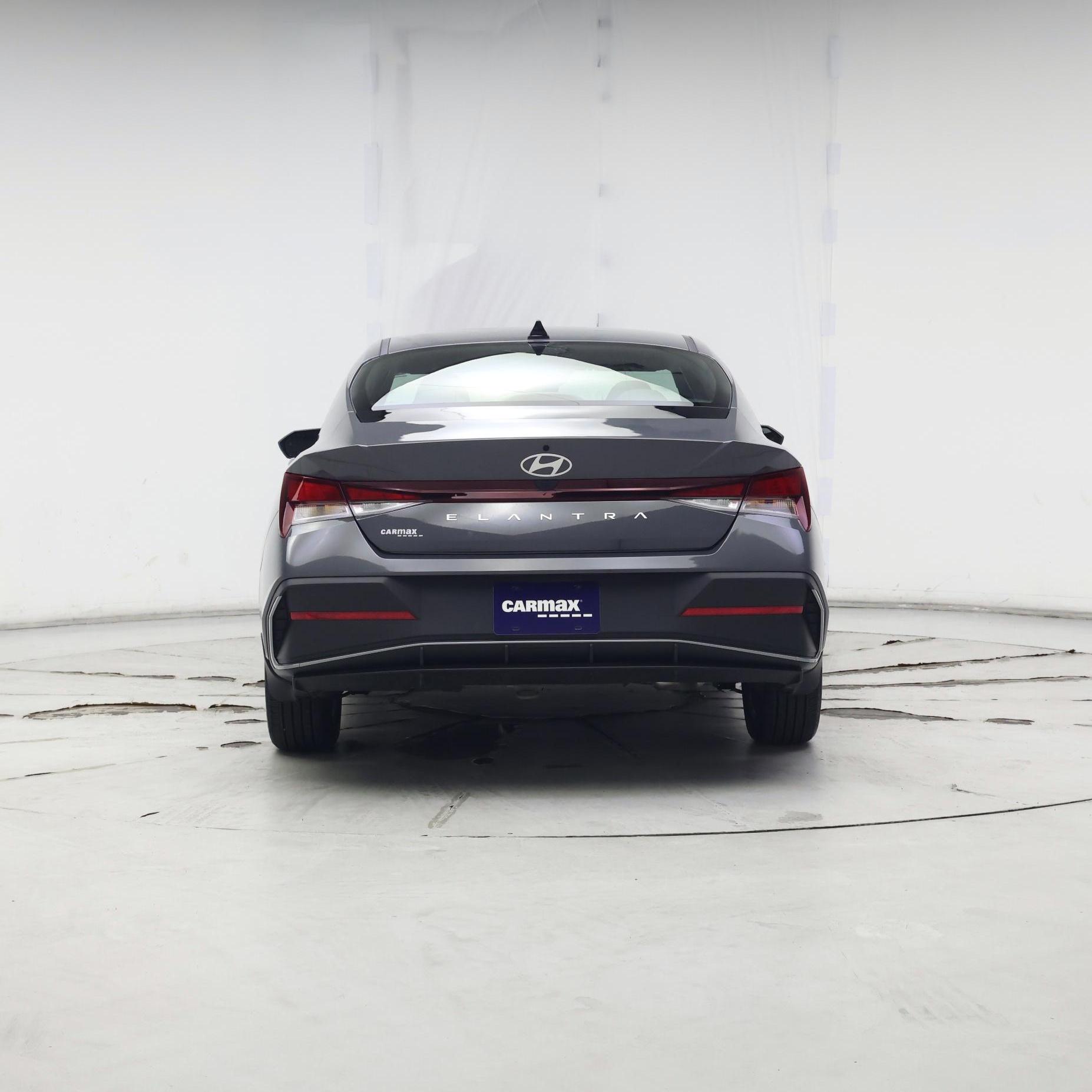 Thumbnail: 2024 Hyundai Elantra - 6