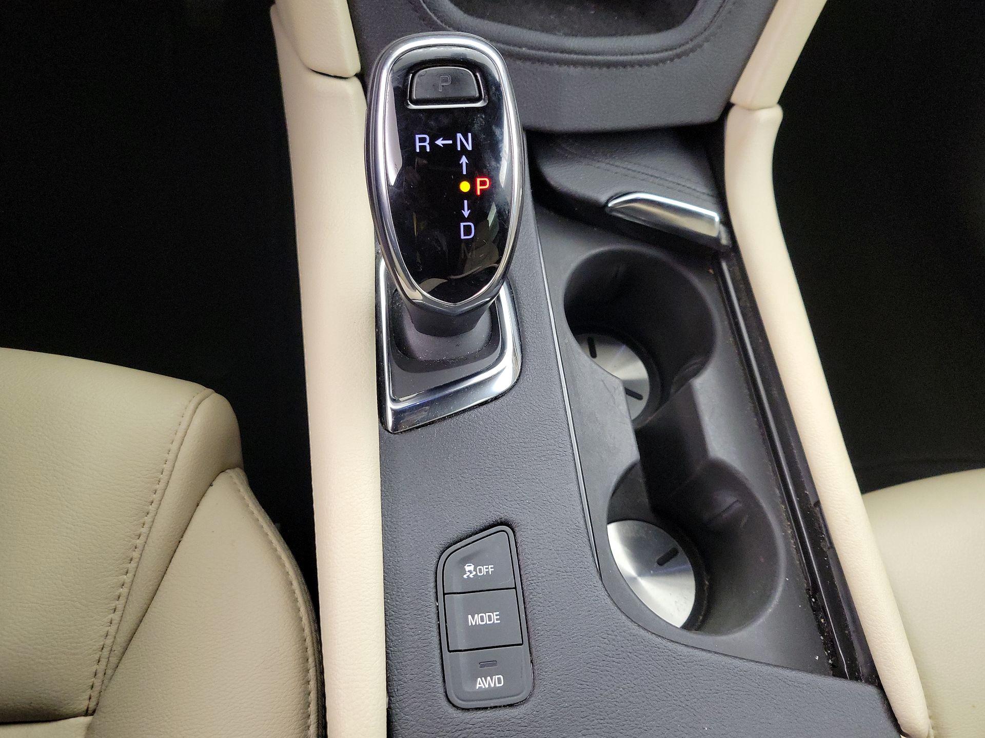 Thumbnail: 2019 Cadillac XT5 - 17