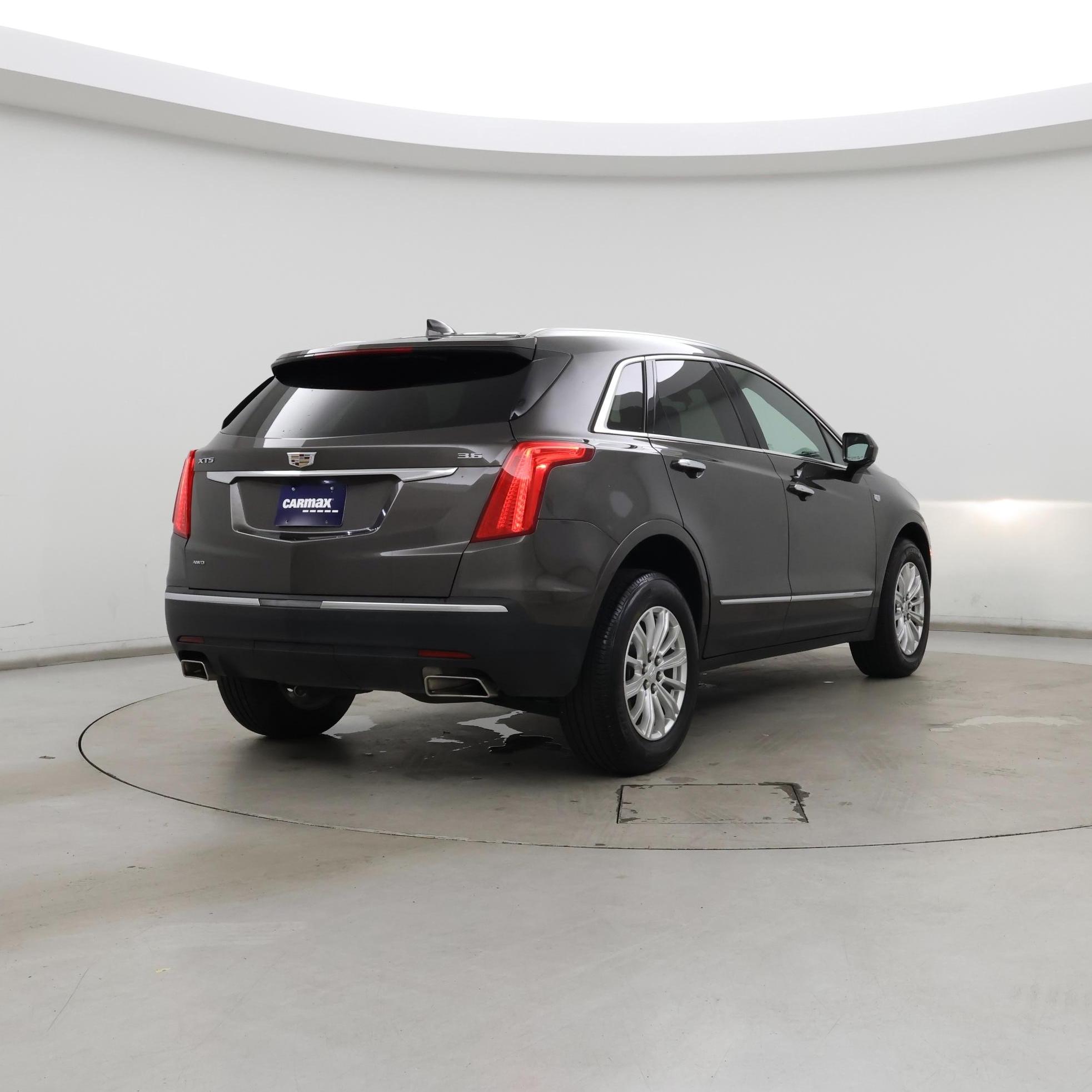 Thumbnail: 2019 Cadillac XT5 - 8