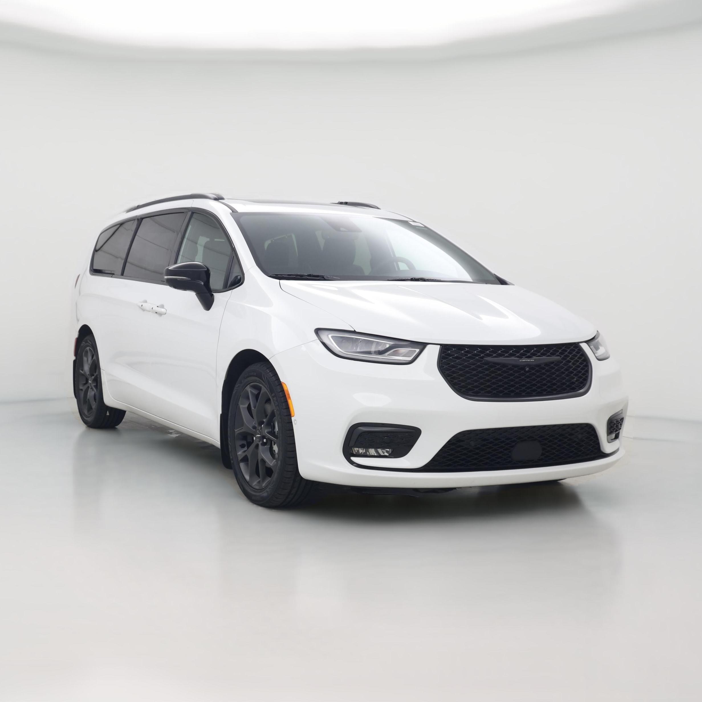 Thumbnail: 2023 Chrysler Pacifica - 1