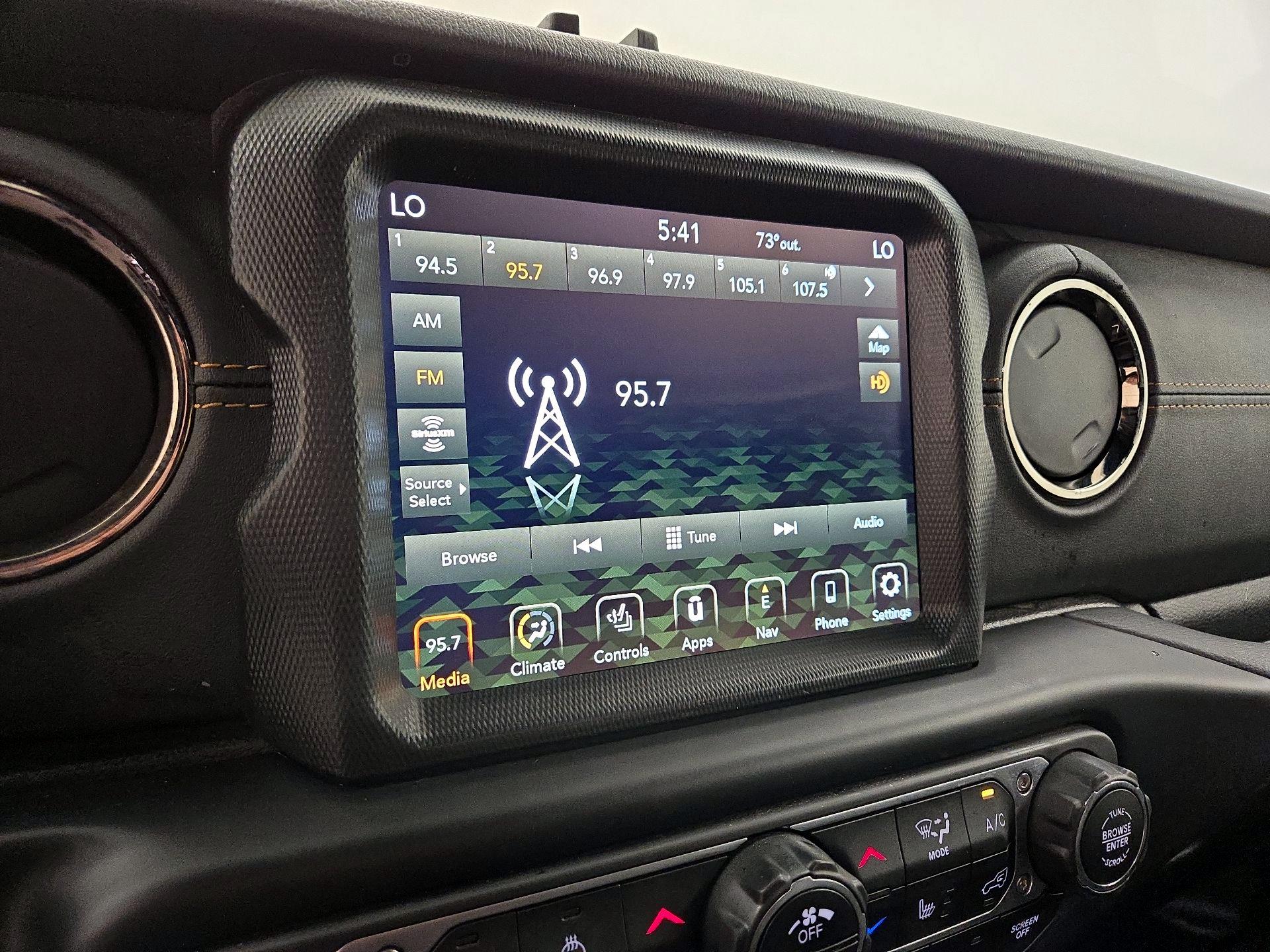 Thumbnail: 2022 Jeep Wrangler - 16
