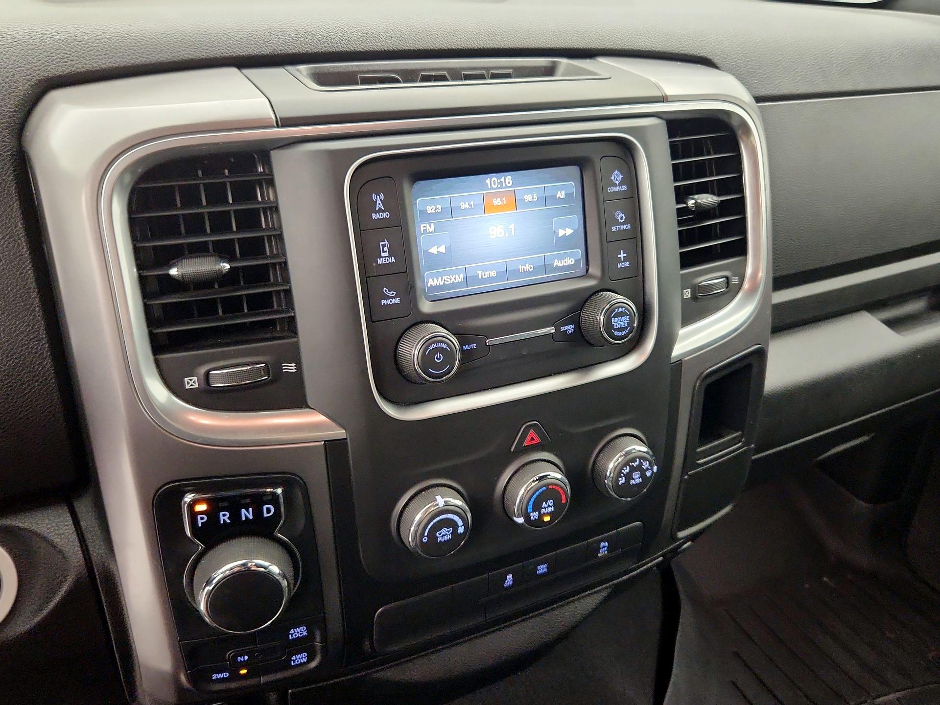 Thumbnail: 2022 RAM 1500 Classic - 15