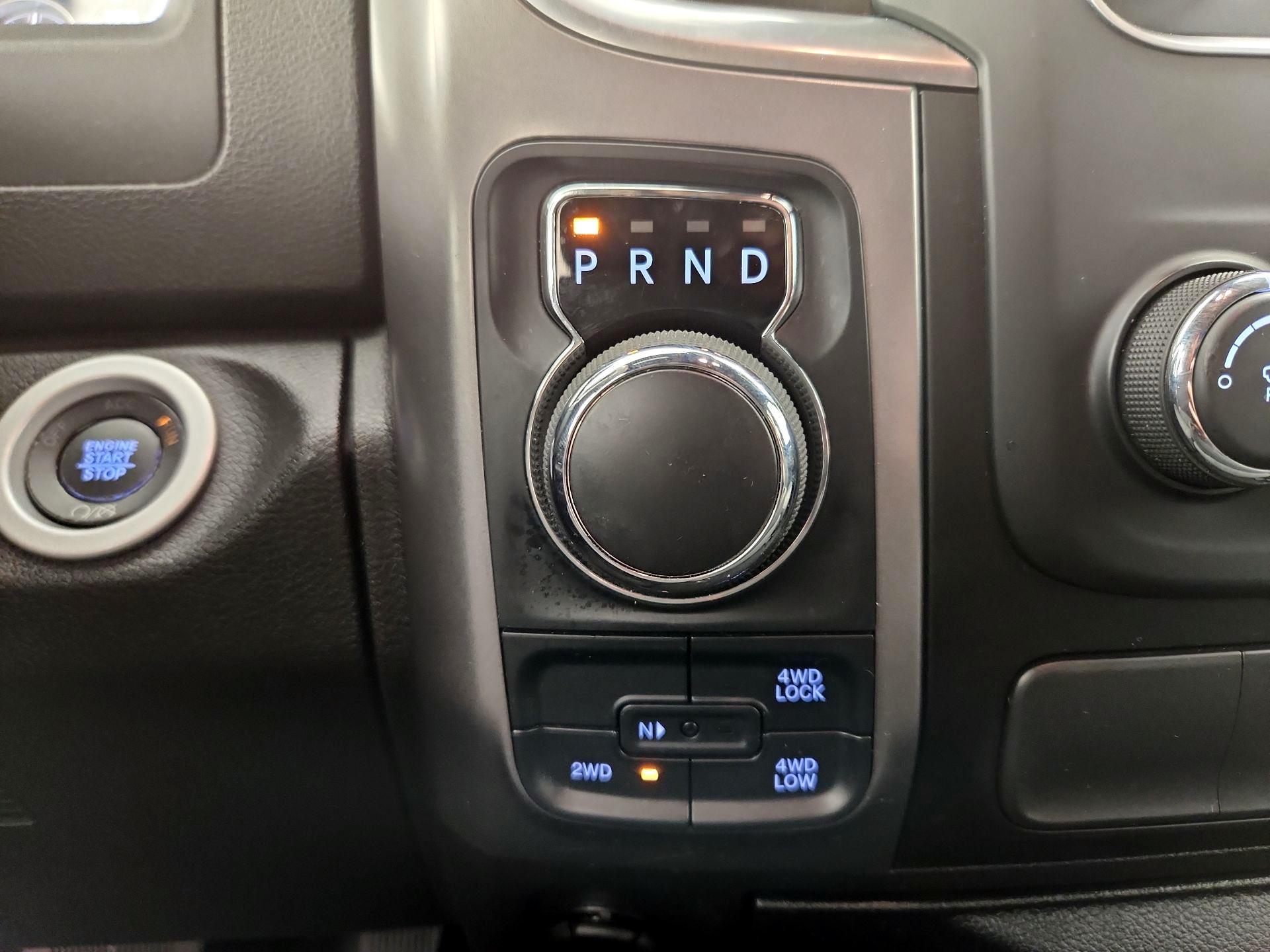 Thumbnail: 2022 RAM 1500 Classic - 17