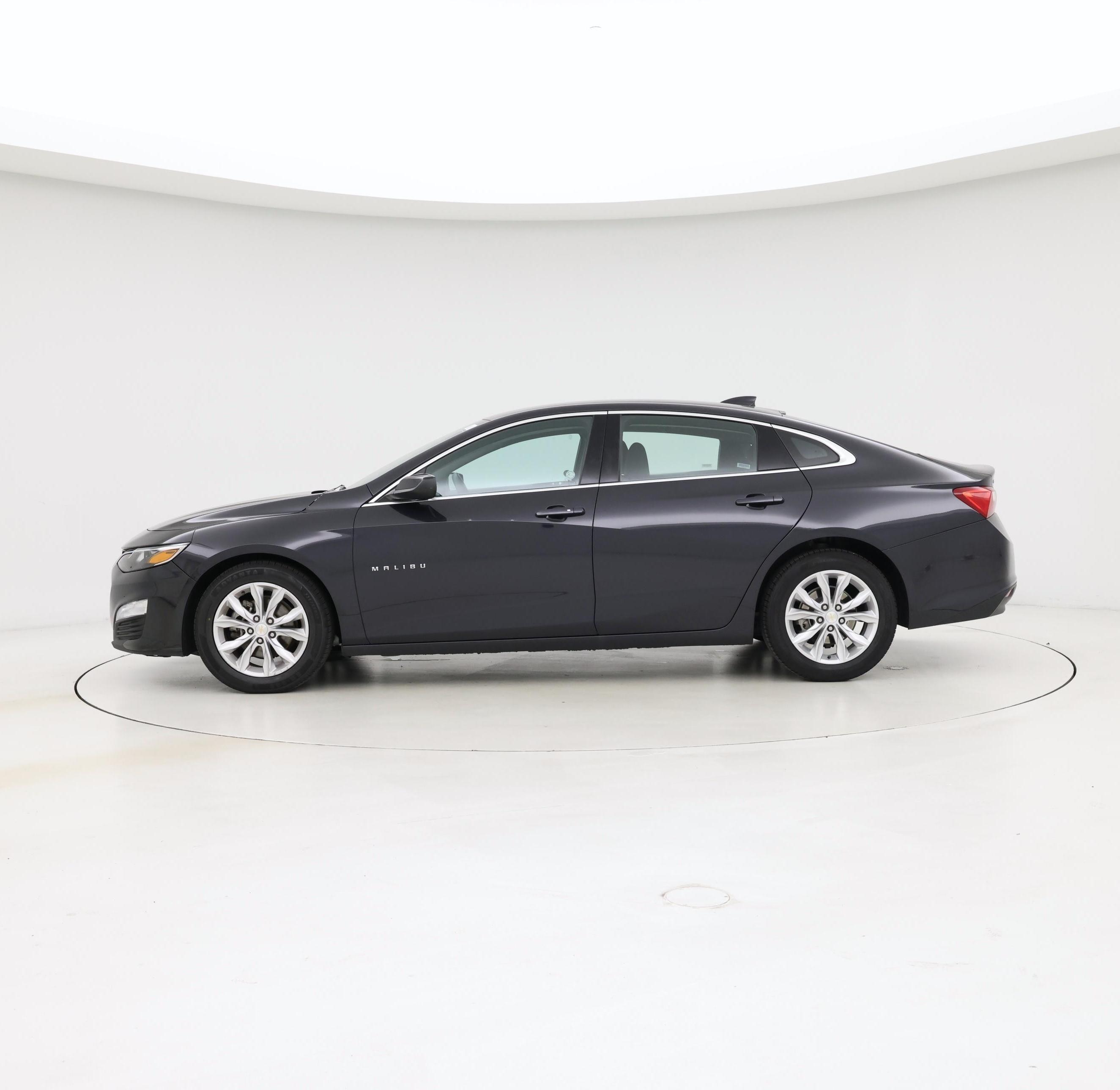 Thumbnail: 2023 Chevrolet Malibu - 3