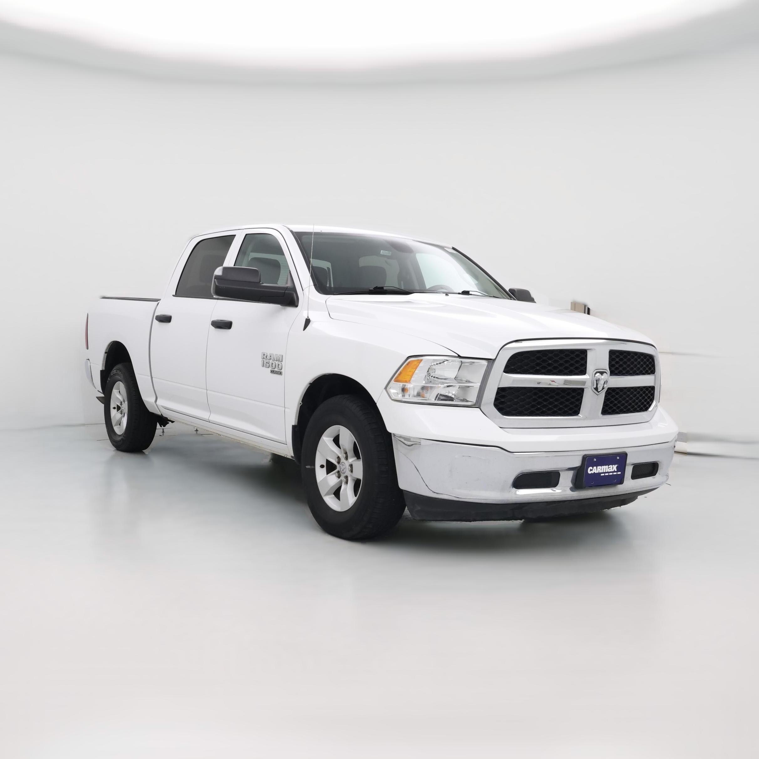 Thumbnail: 2023 RAM 1500 Classic - 1
