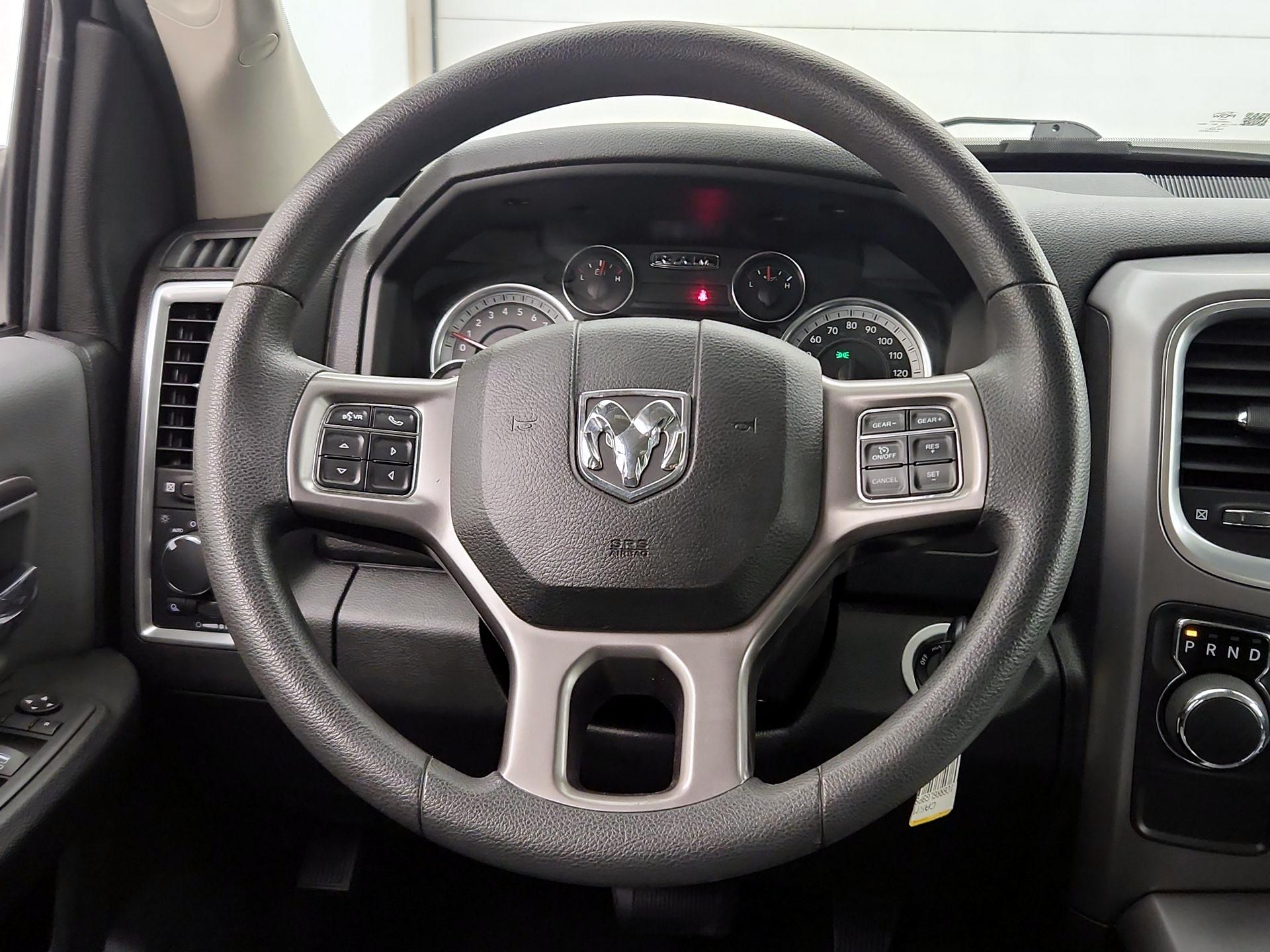 Thumbnail: 2023 RAM 1500 Classic - 10